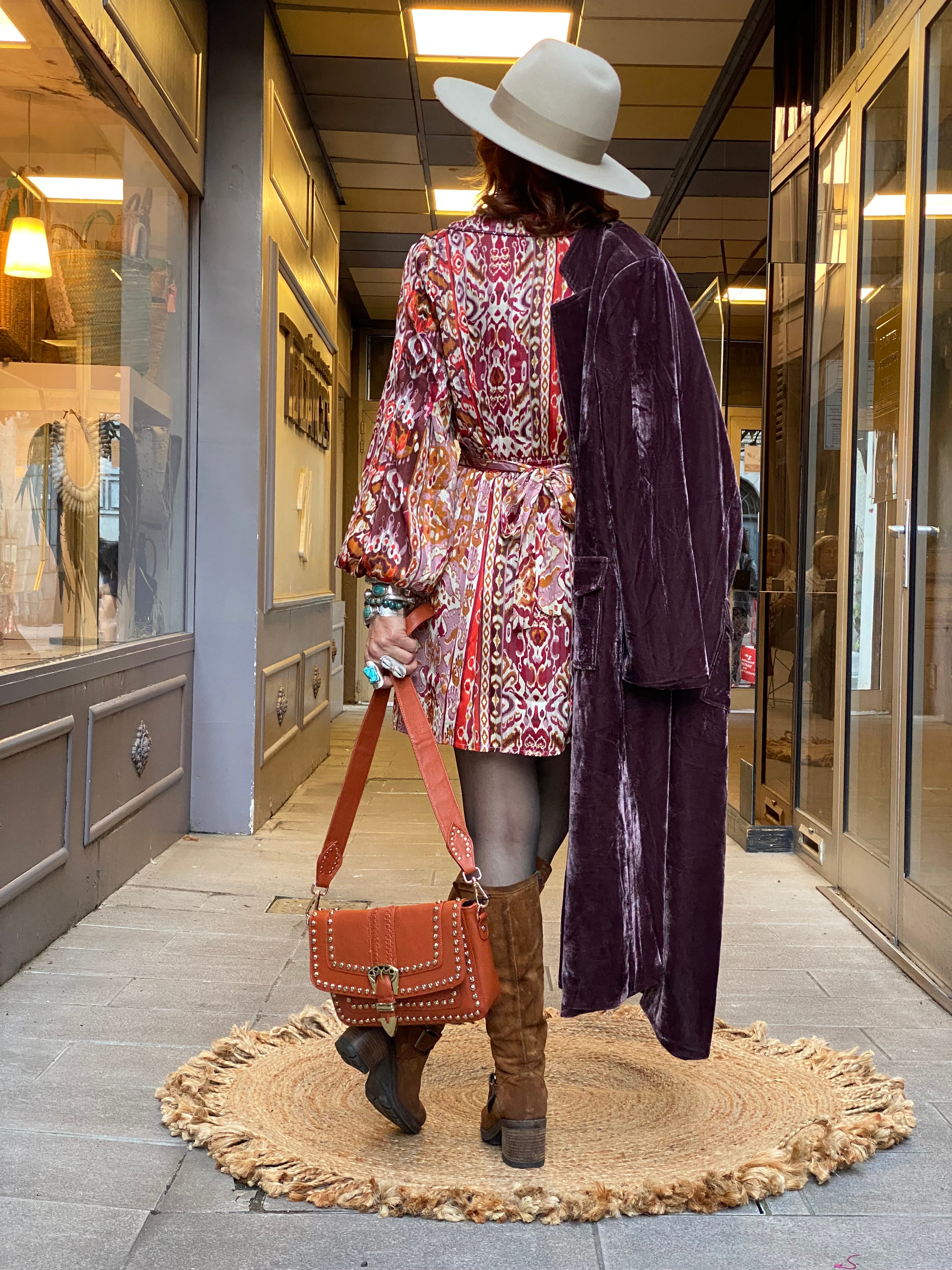 Robe Nire NKN Nekane