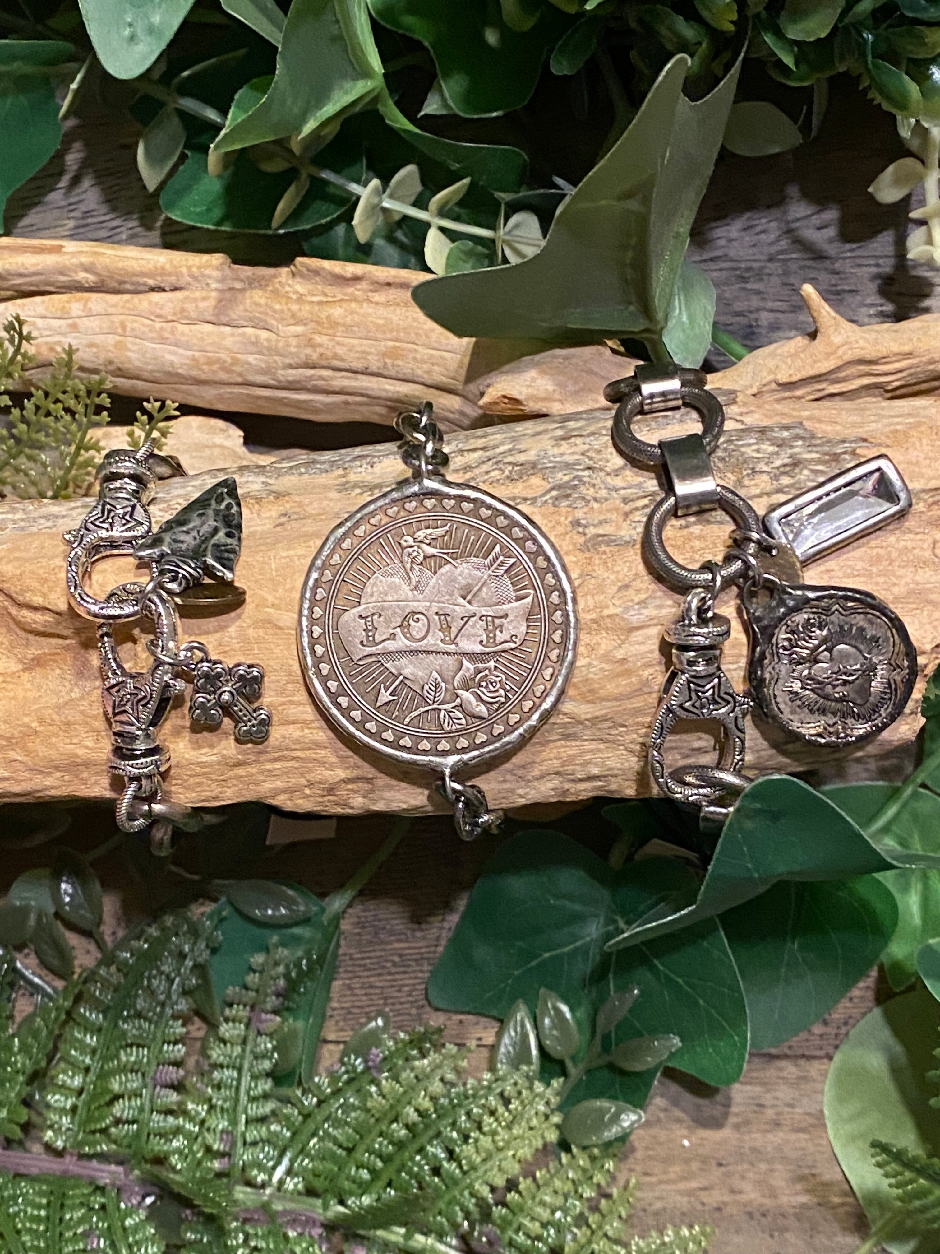 Gani Iguan Bracelet