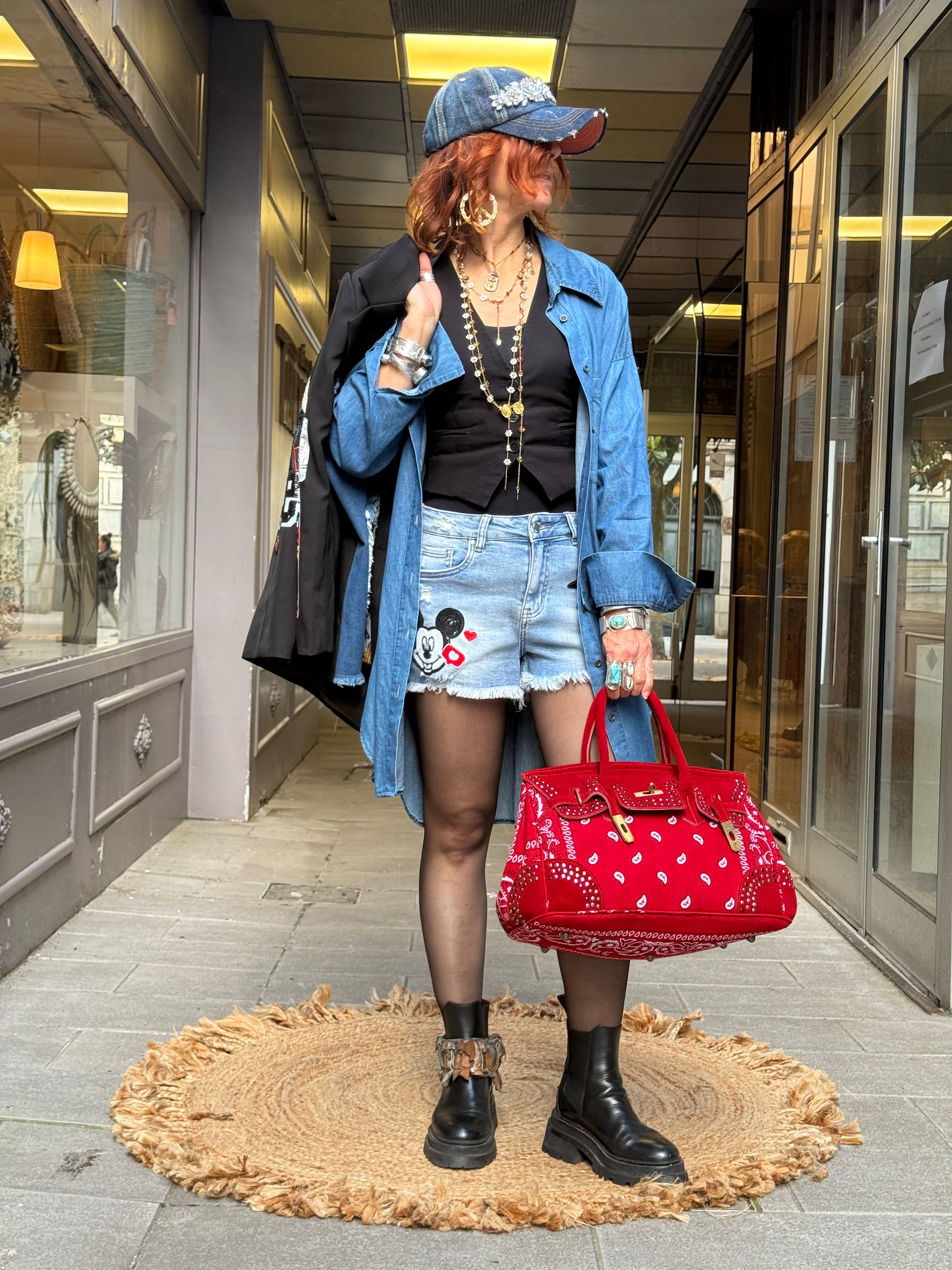 Short Poupée de Soie