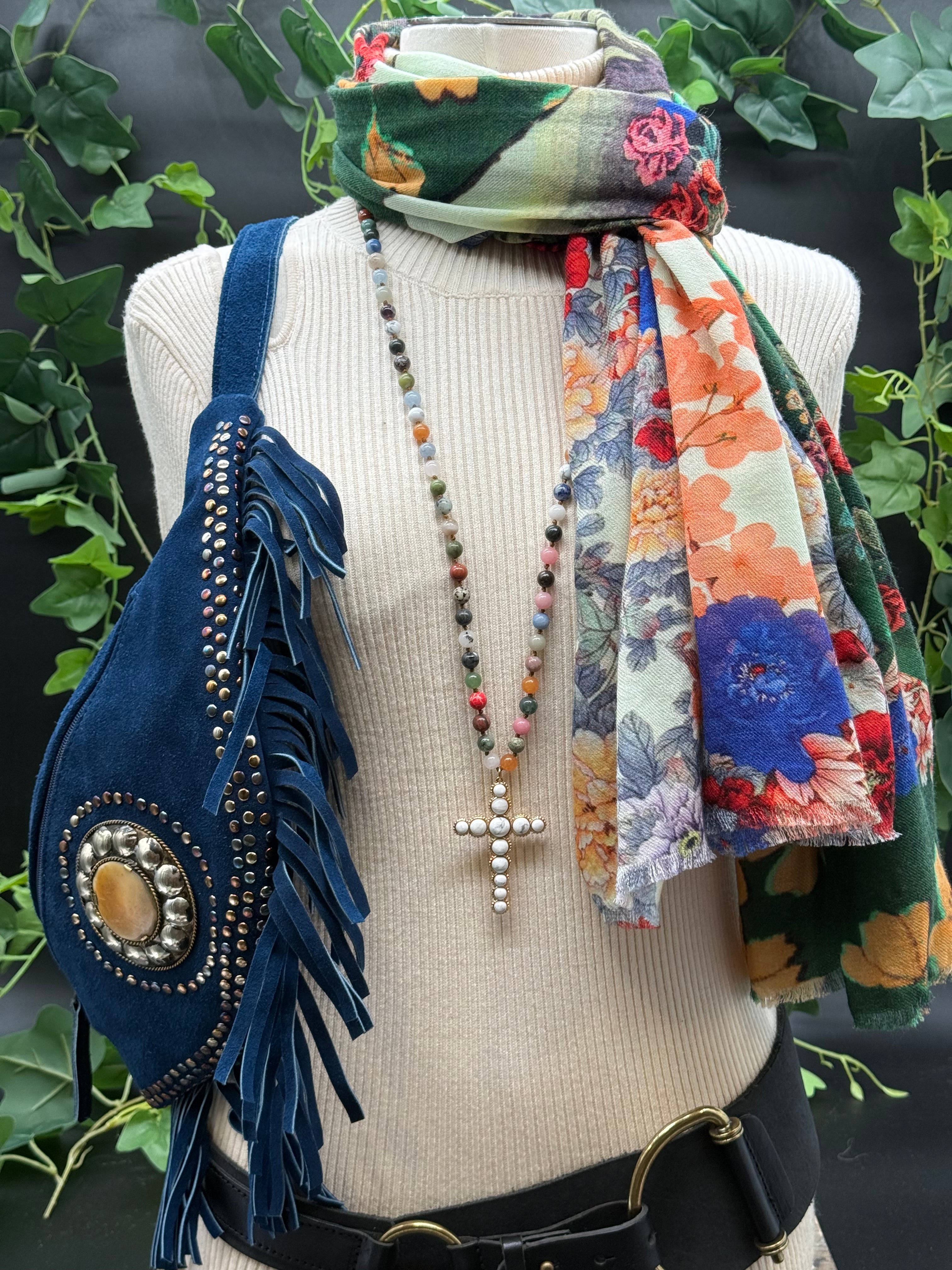 Sautoir Croix Shabada