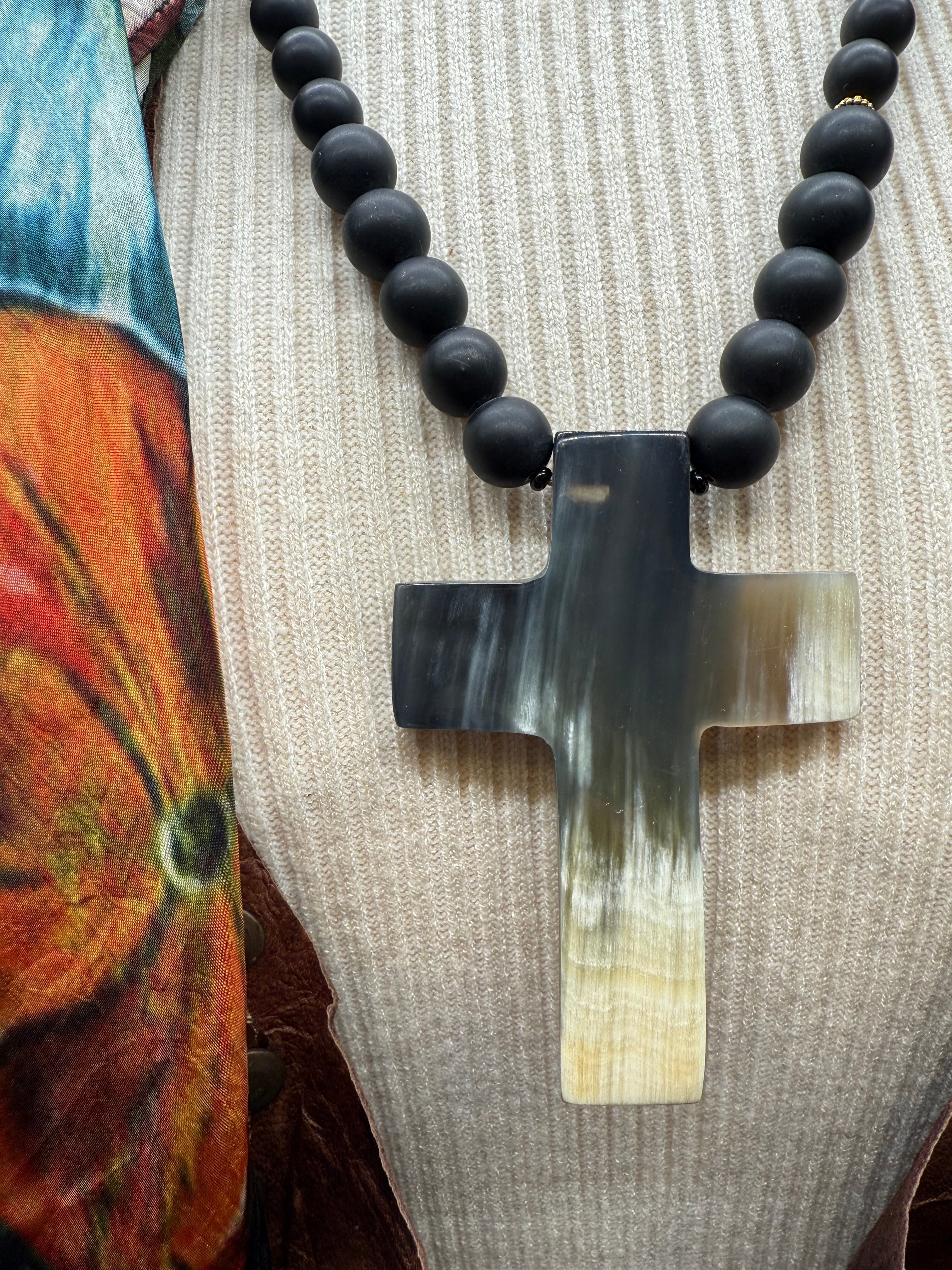 Sautoir Croix Sig de Tana