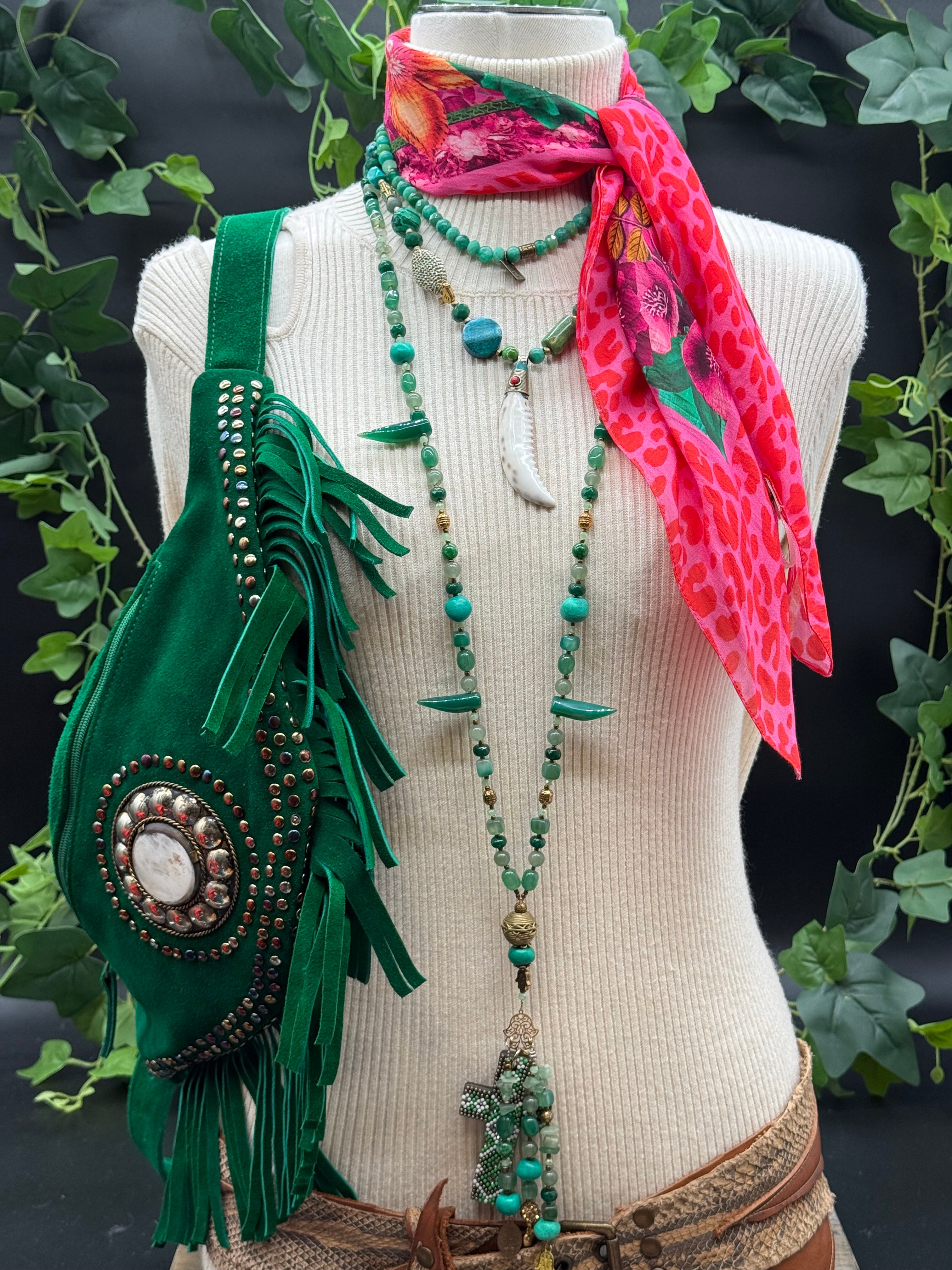 Carré Modal Amulette Rose Brokante