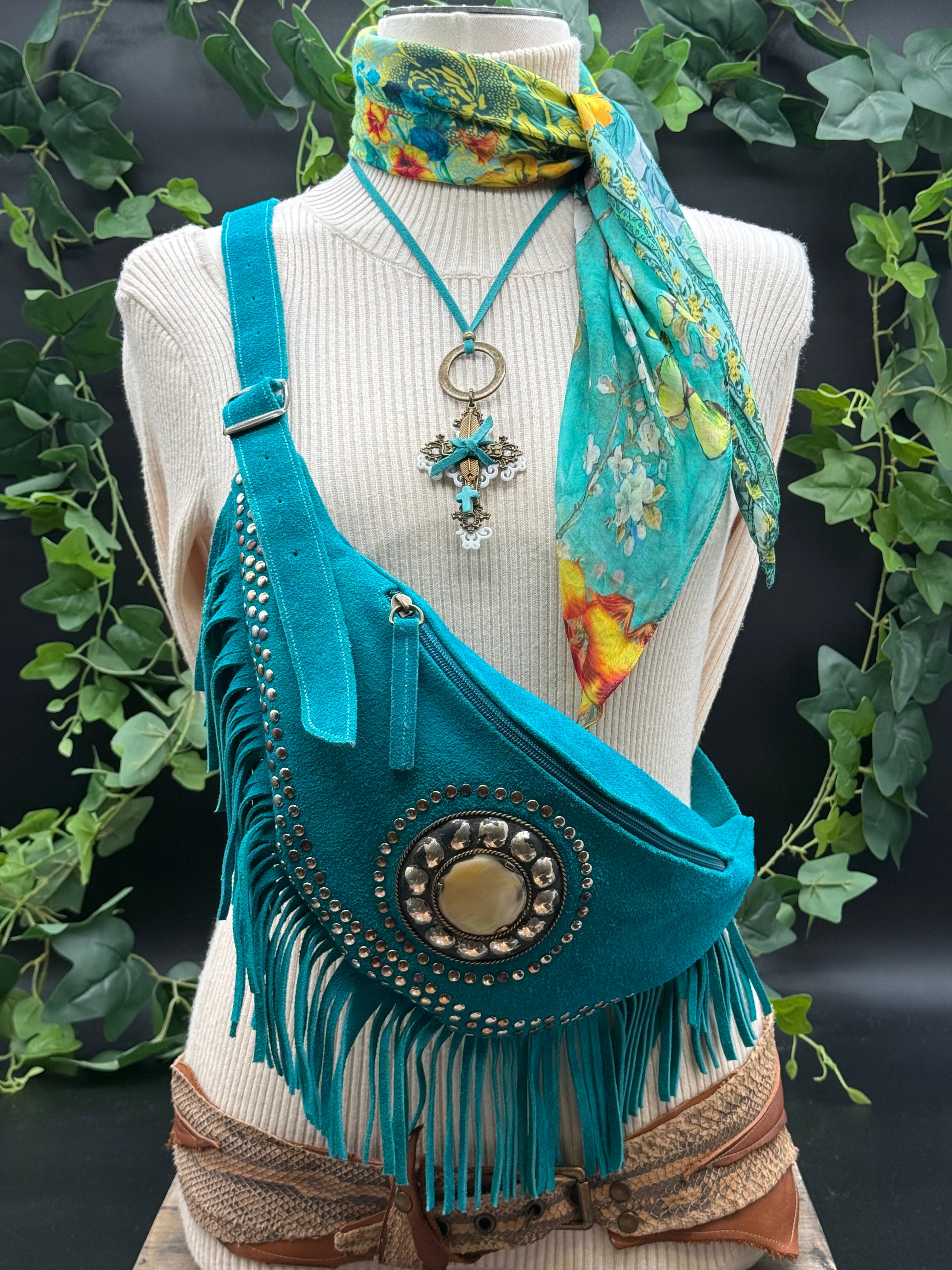 Collier Croix Sig de Tana