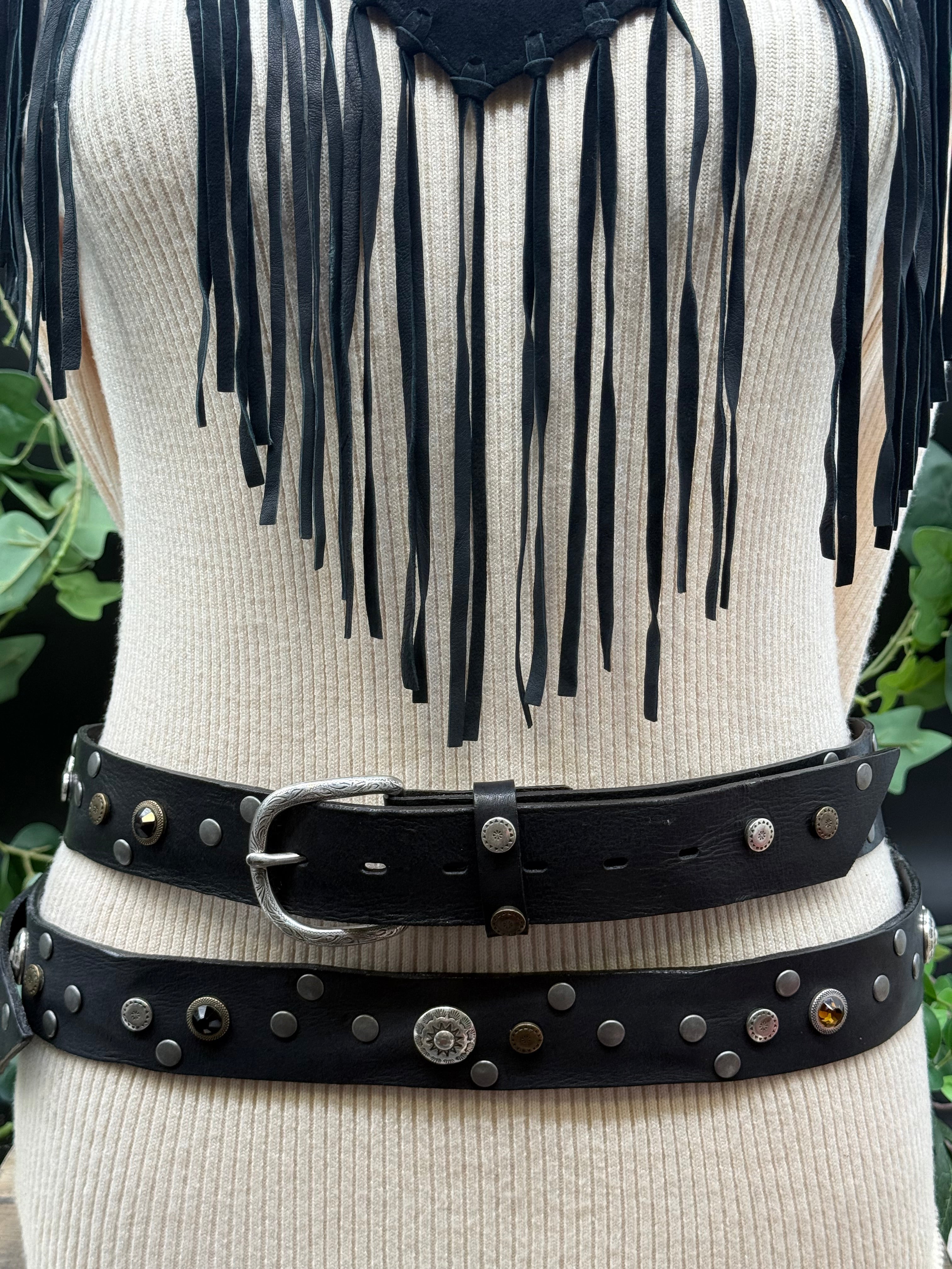 Ceinture Rivets et Pierres Yolète