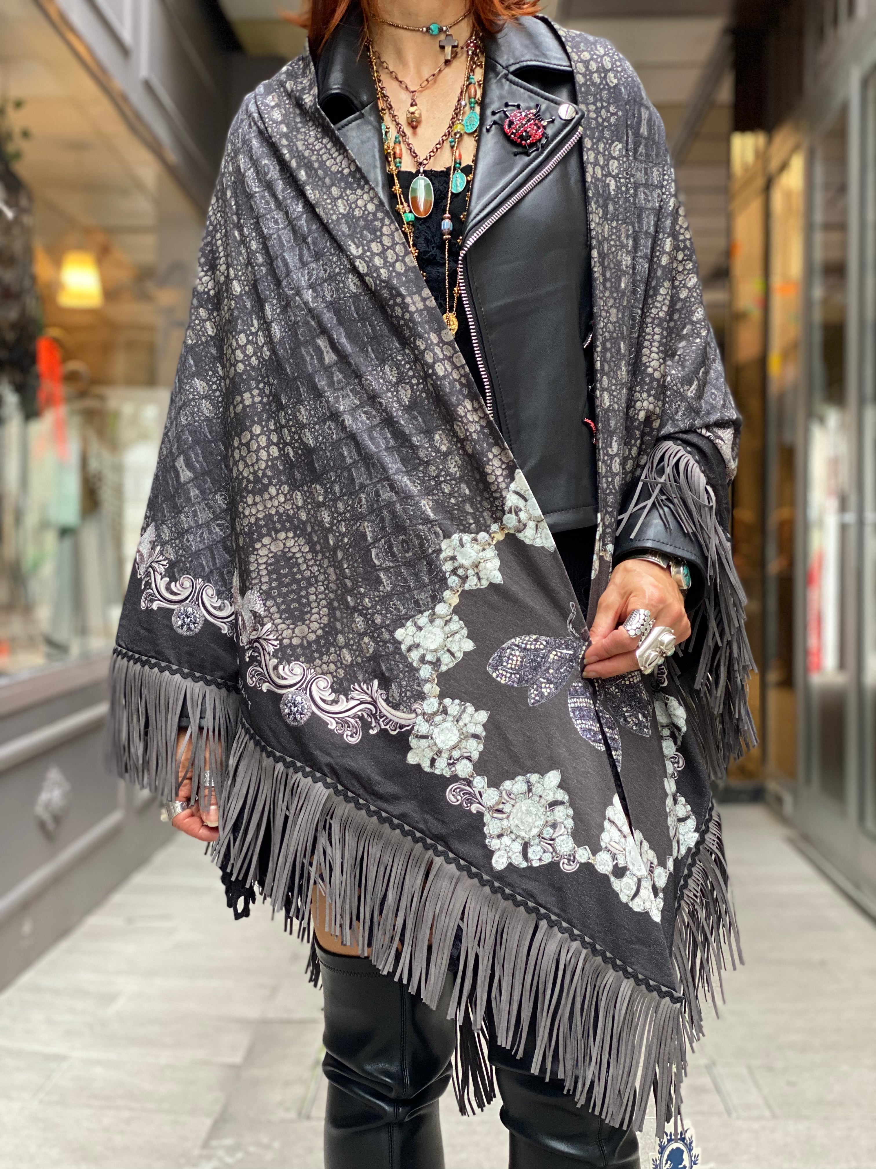 Yaholo Katherina Loretta Shawl