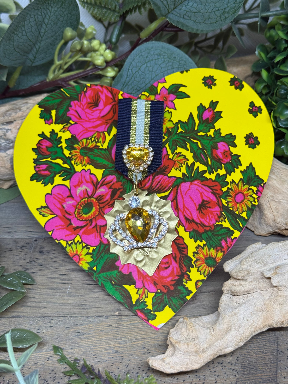 Broche/Médaille Azafran Rosa