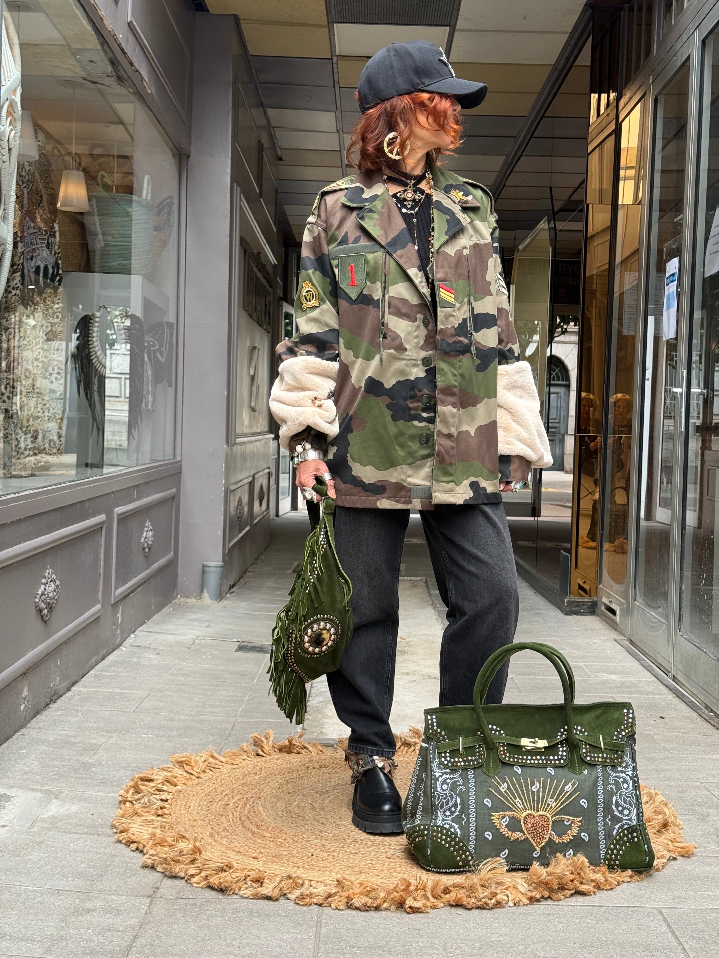 Pochette/Banane Flower Market