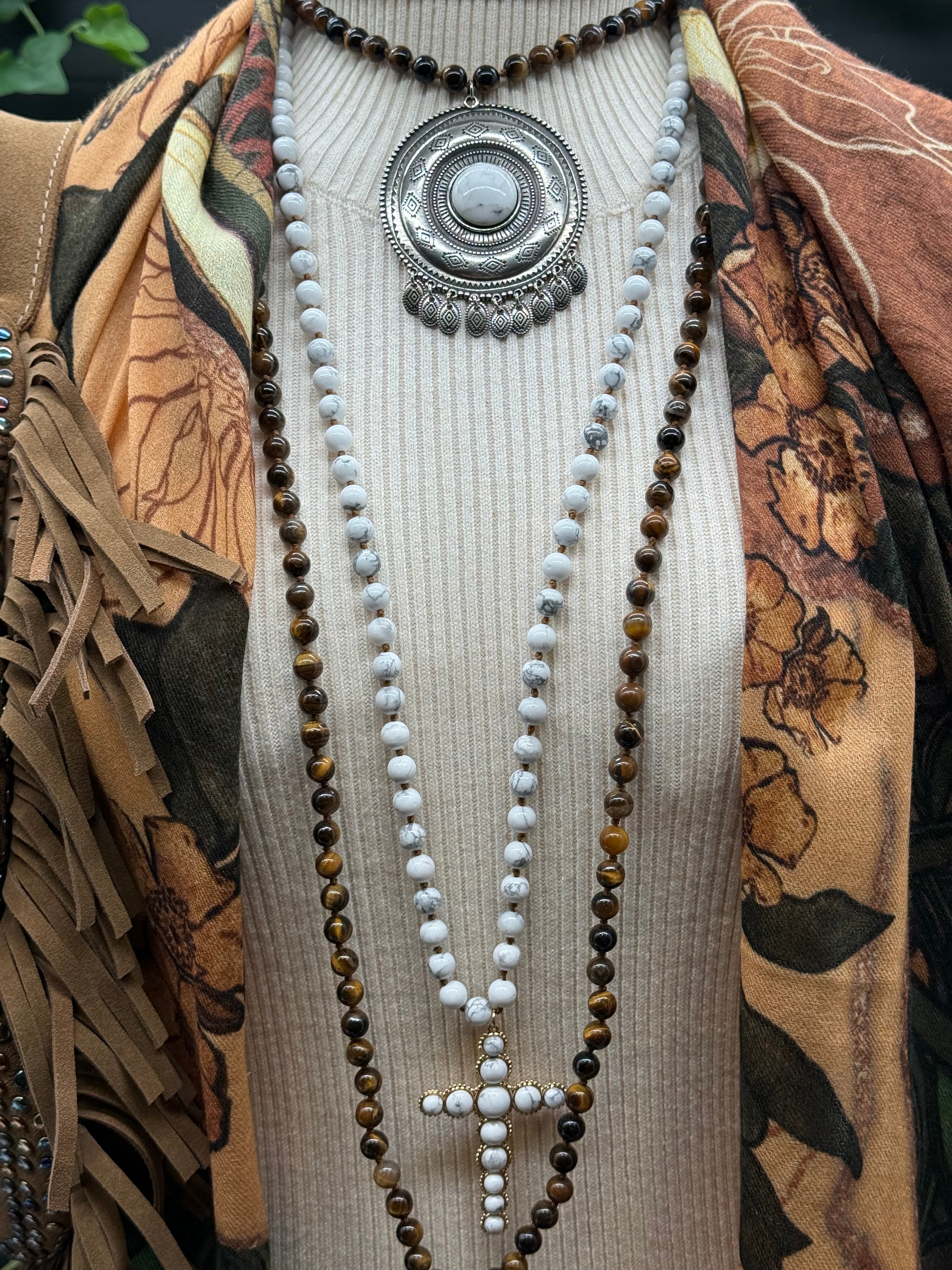 Sautoir Médaillon Shabada