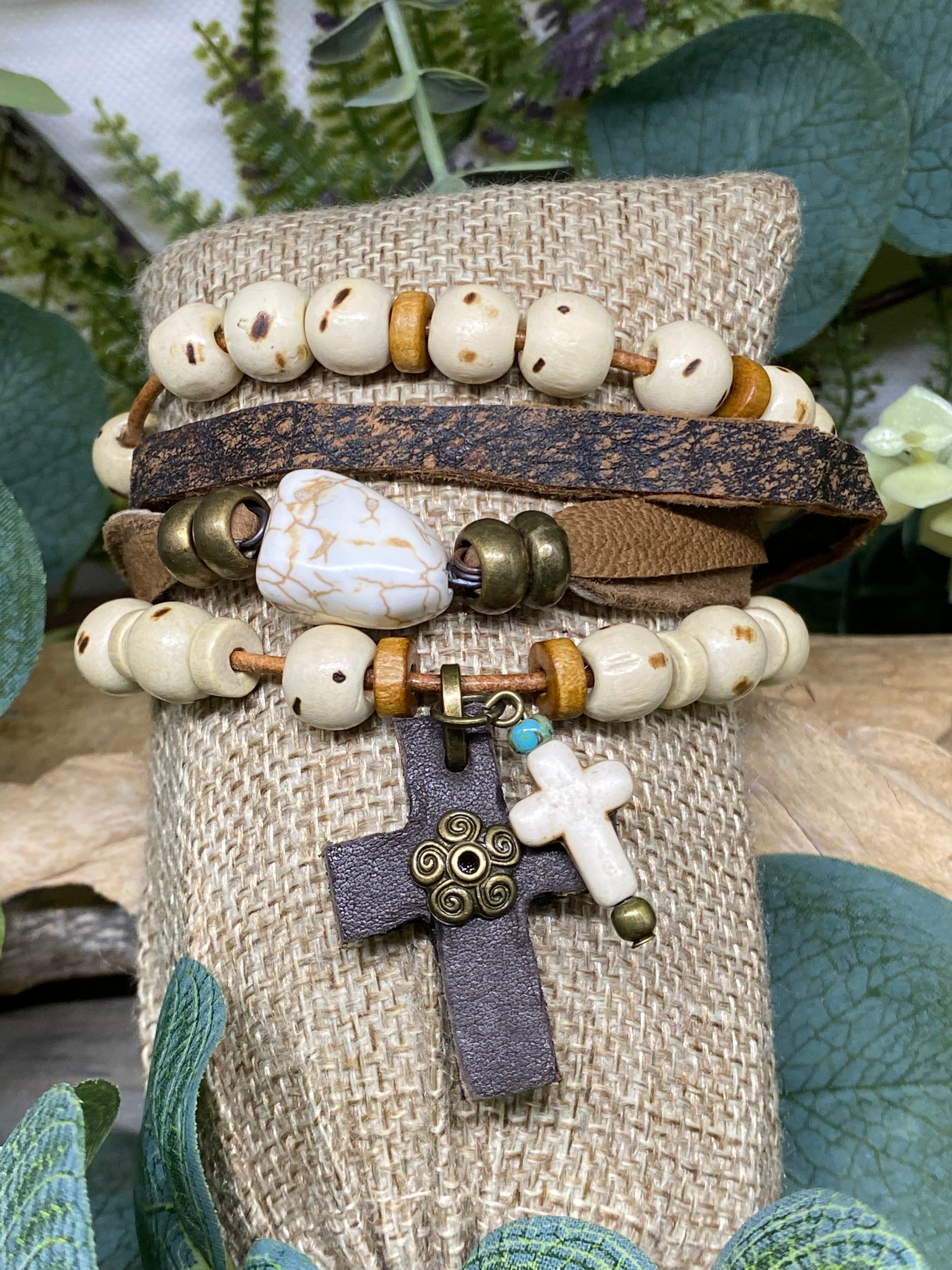 Yuli Iguan Bracelet