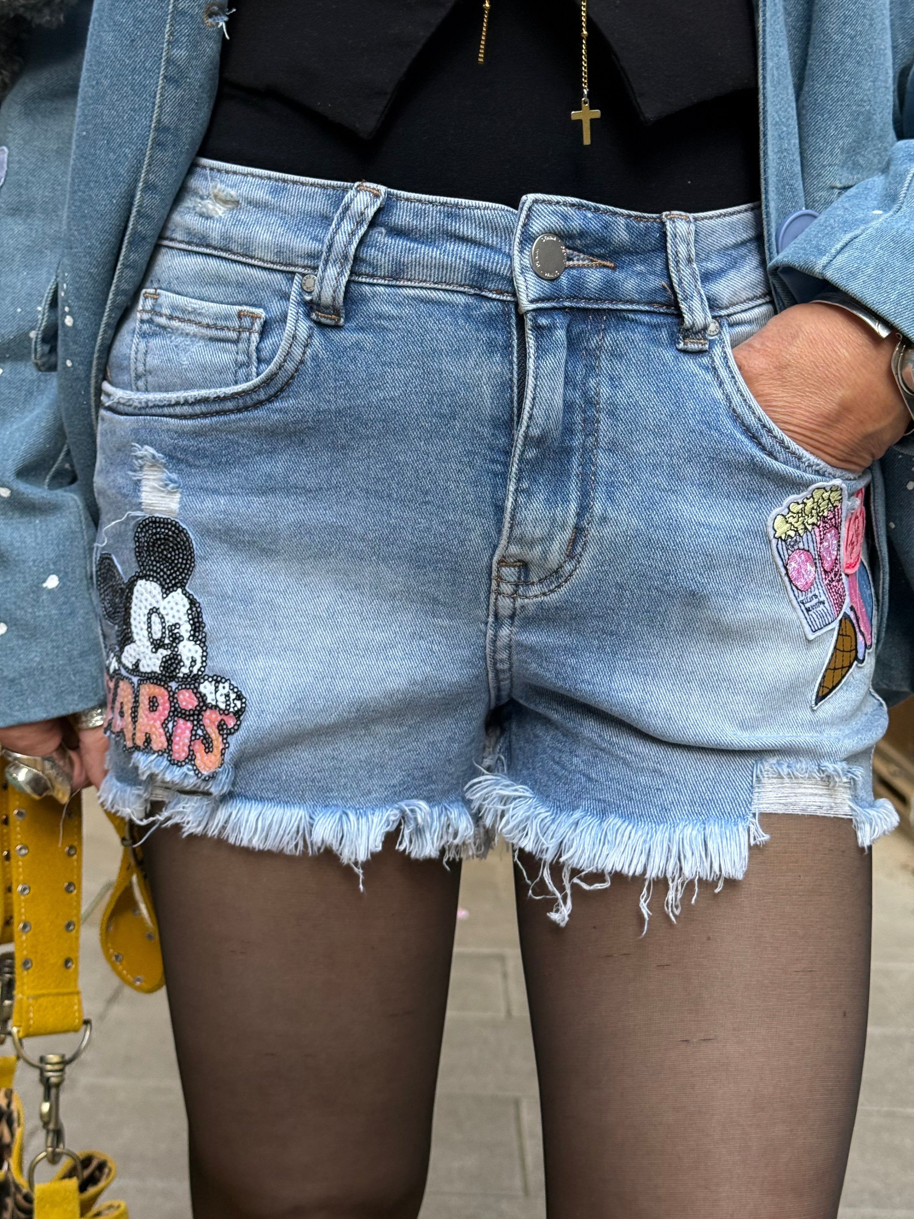 Short Poupée de Soie
