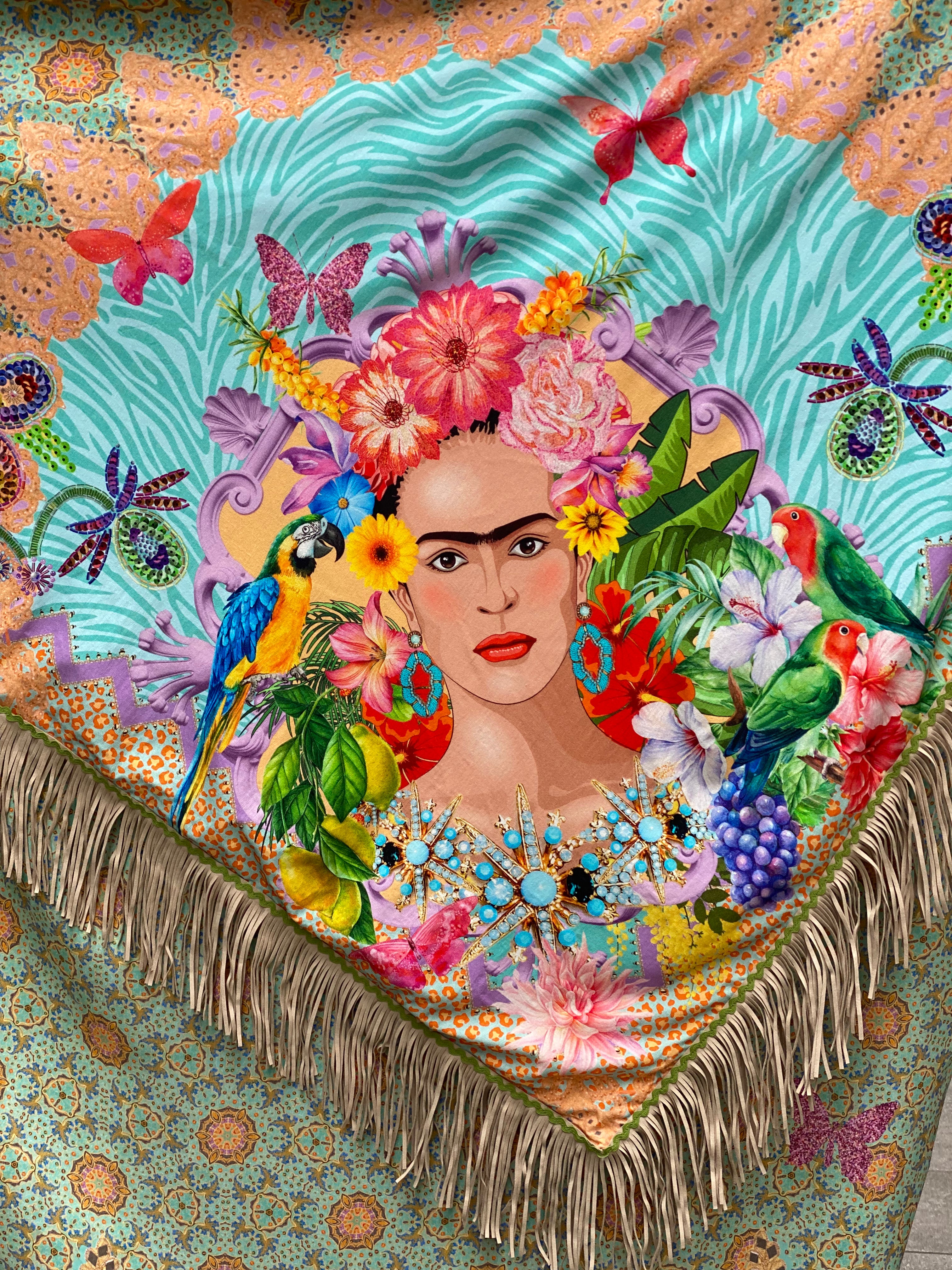 Frida Katherina Loretta Shawl