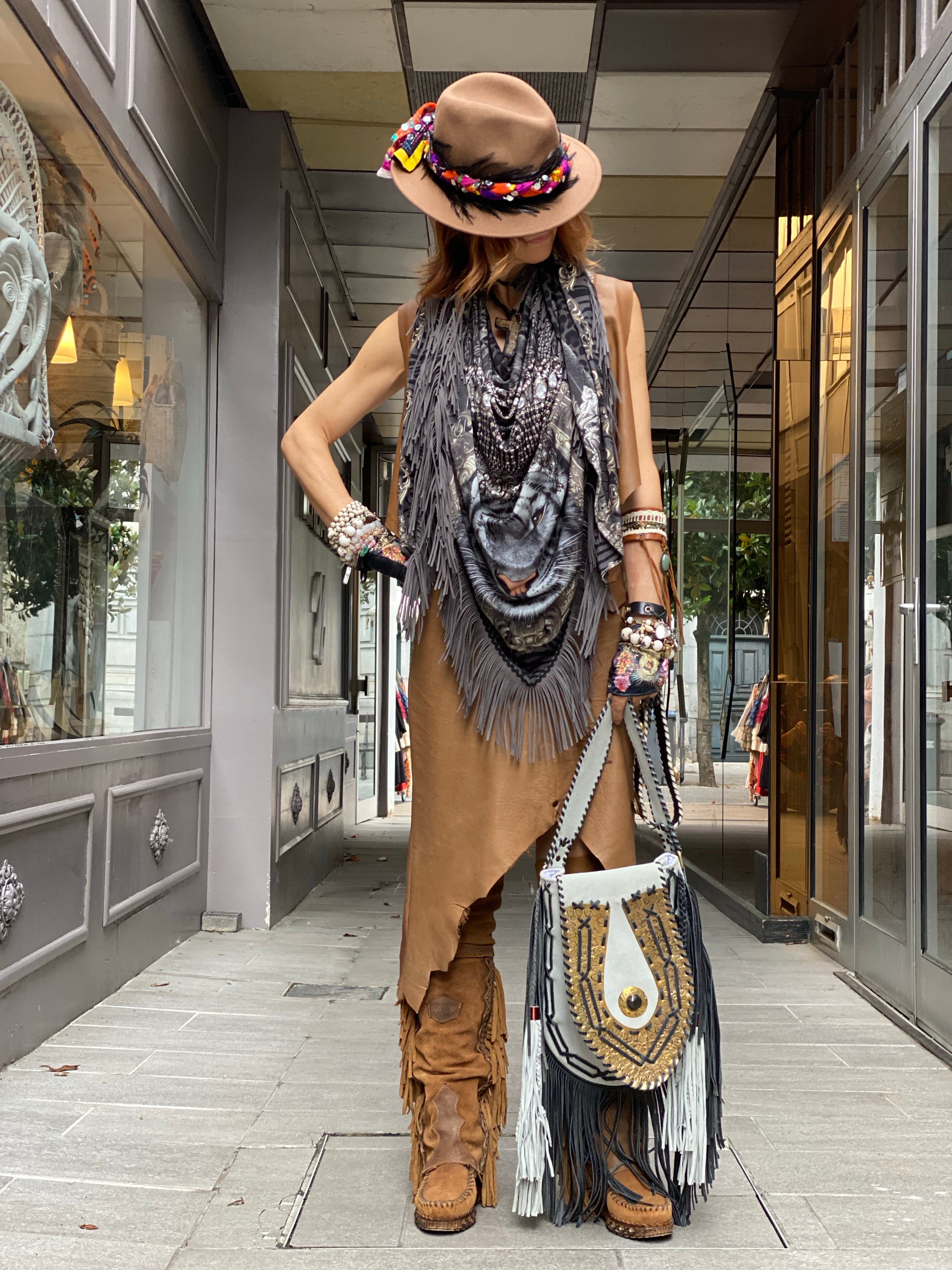 Zizis Shawl Katherina Loretta