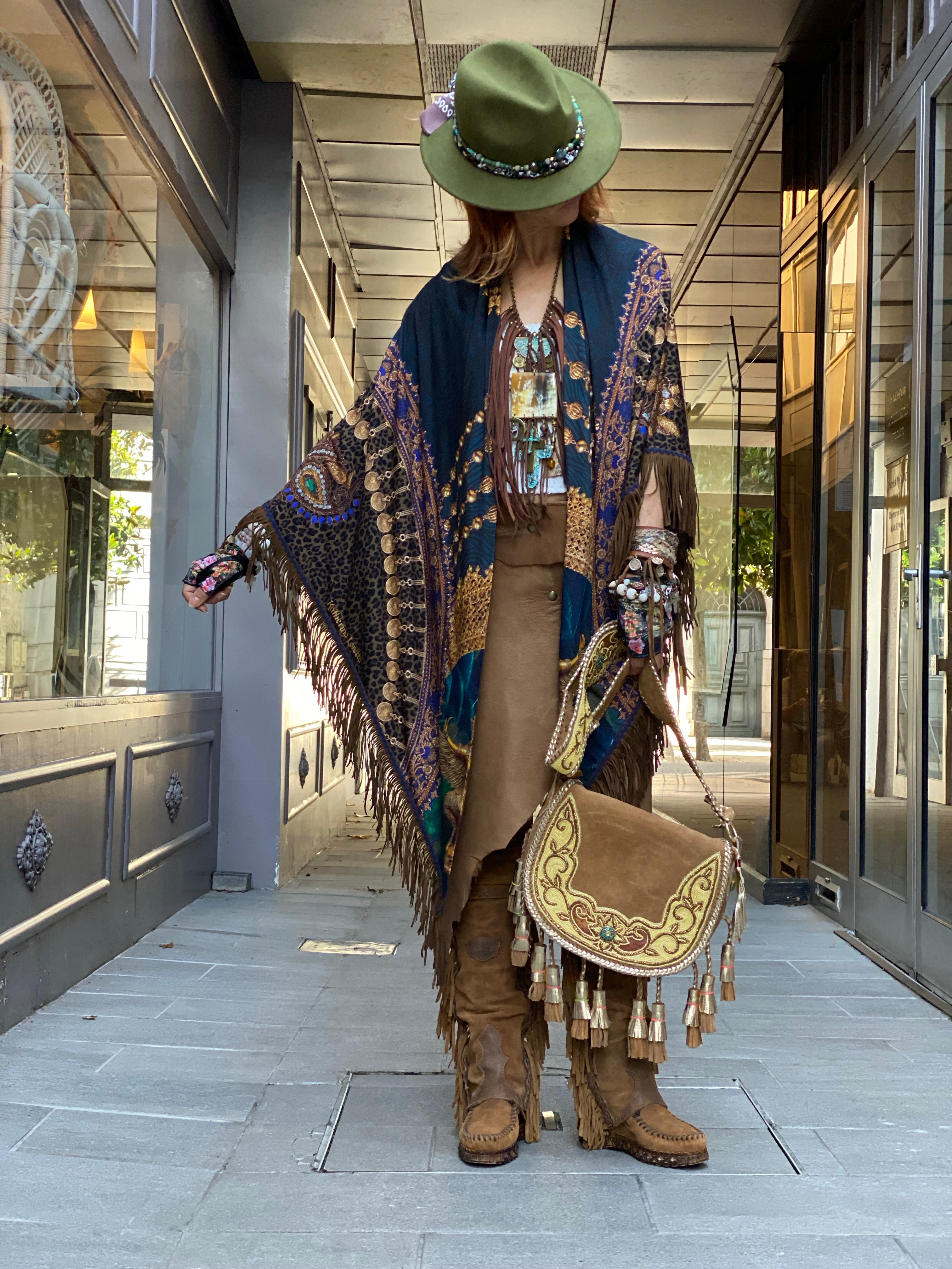 Gaya Shawl Katherina Loretta