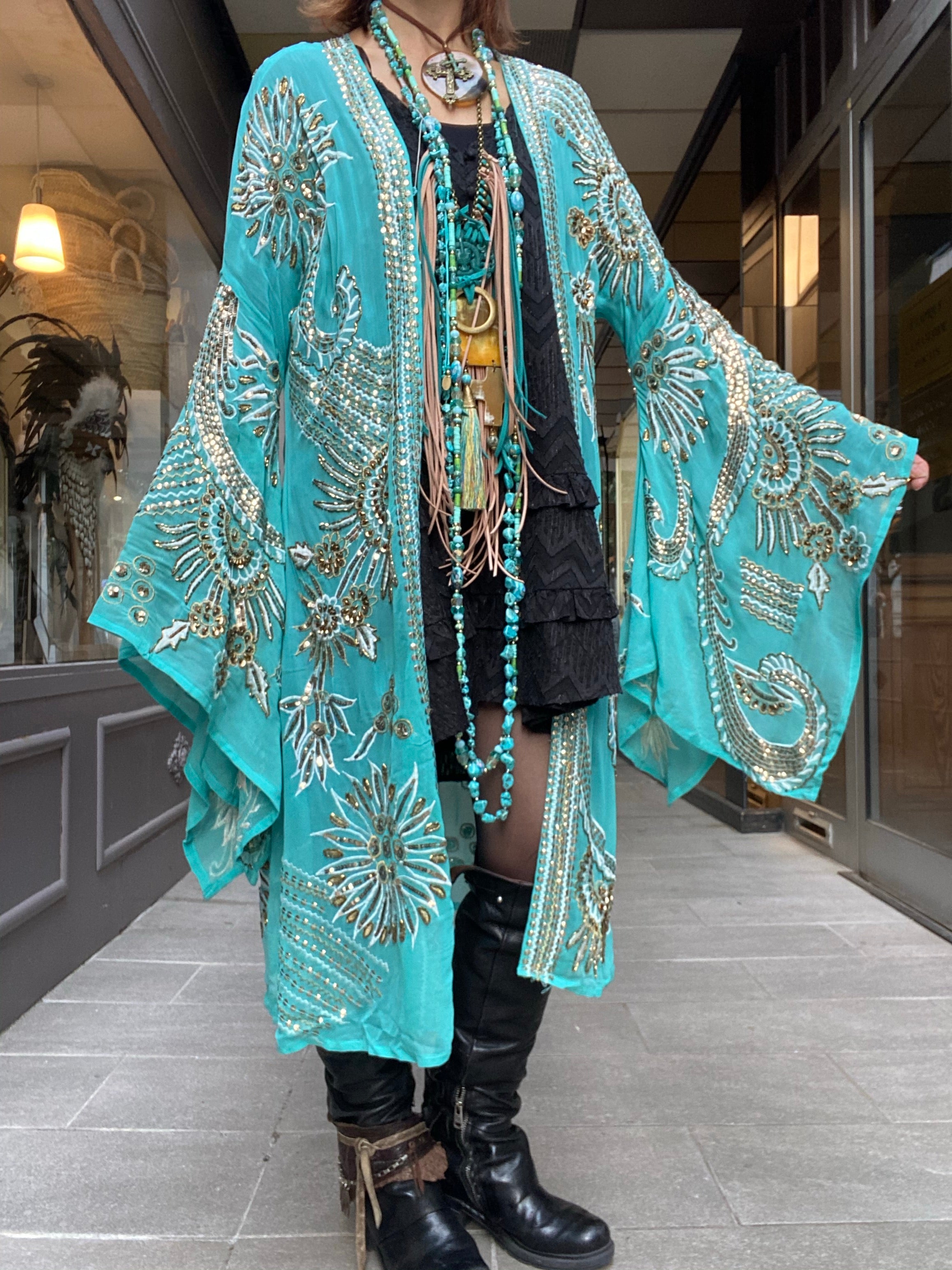 Short embroidered kimono Mamz'elle Zoé
