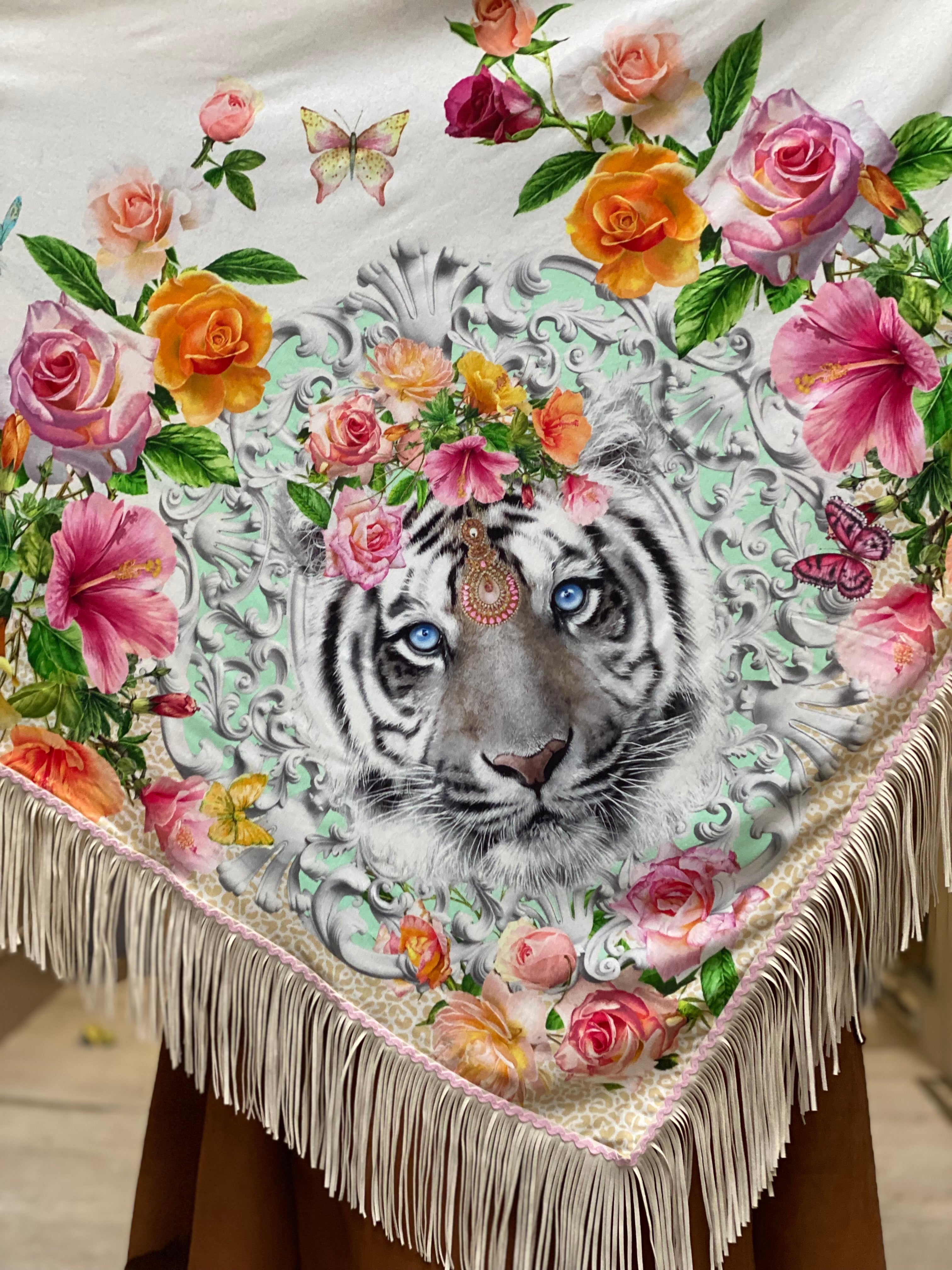Hawea Katherina Loretta Shawl