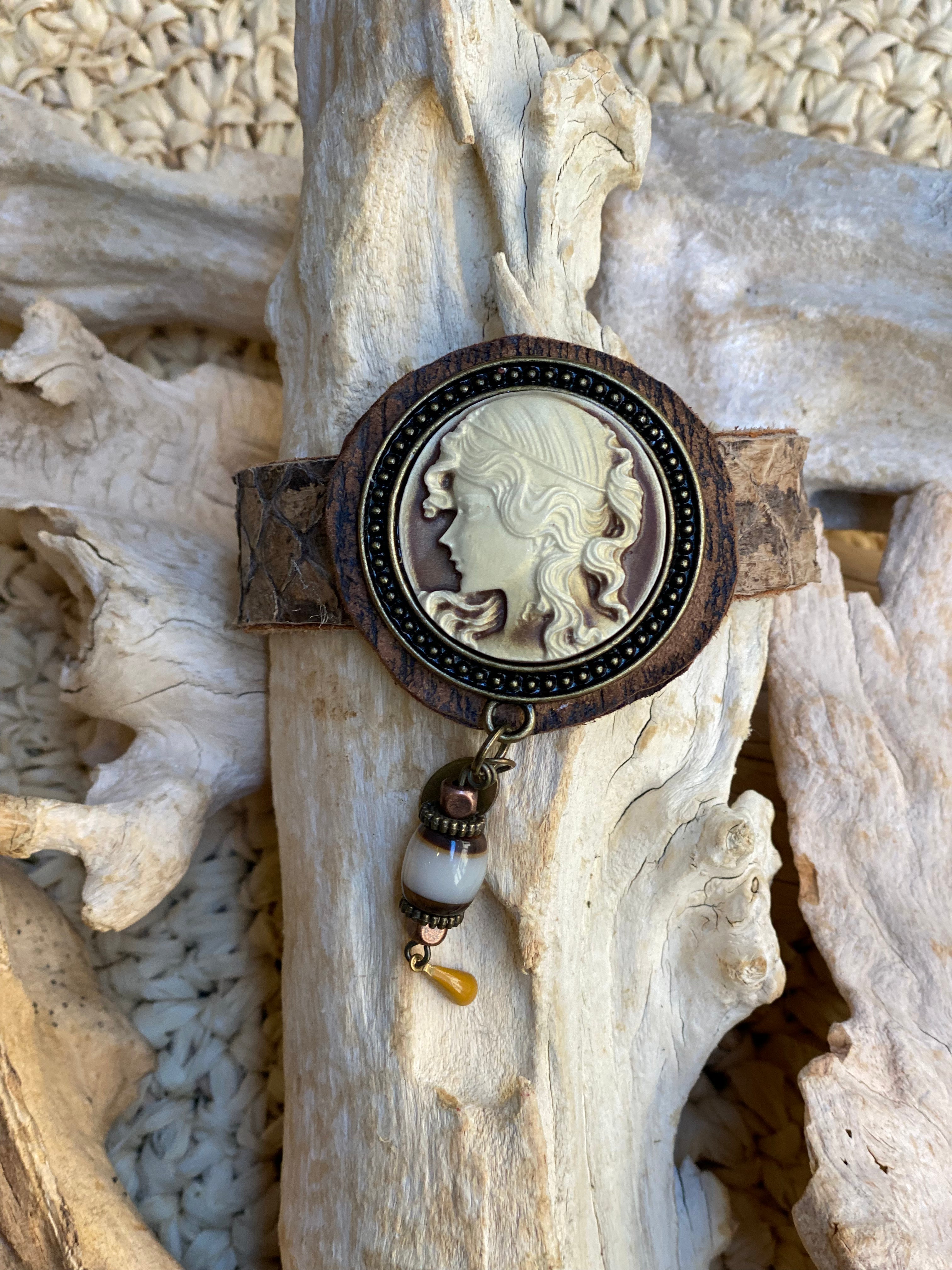 Carmel Iguan Bracelet