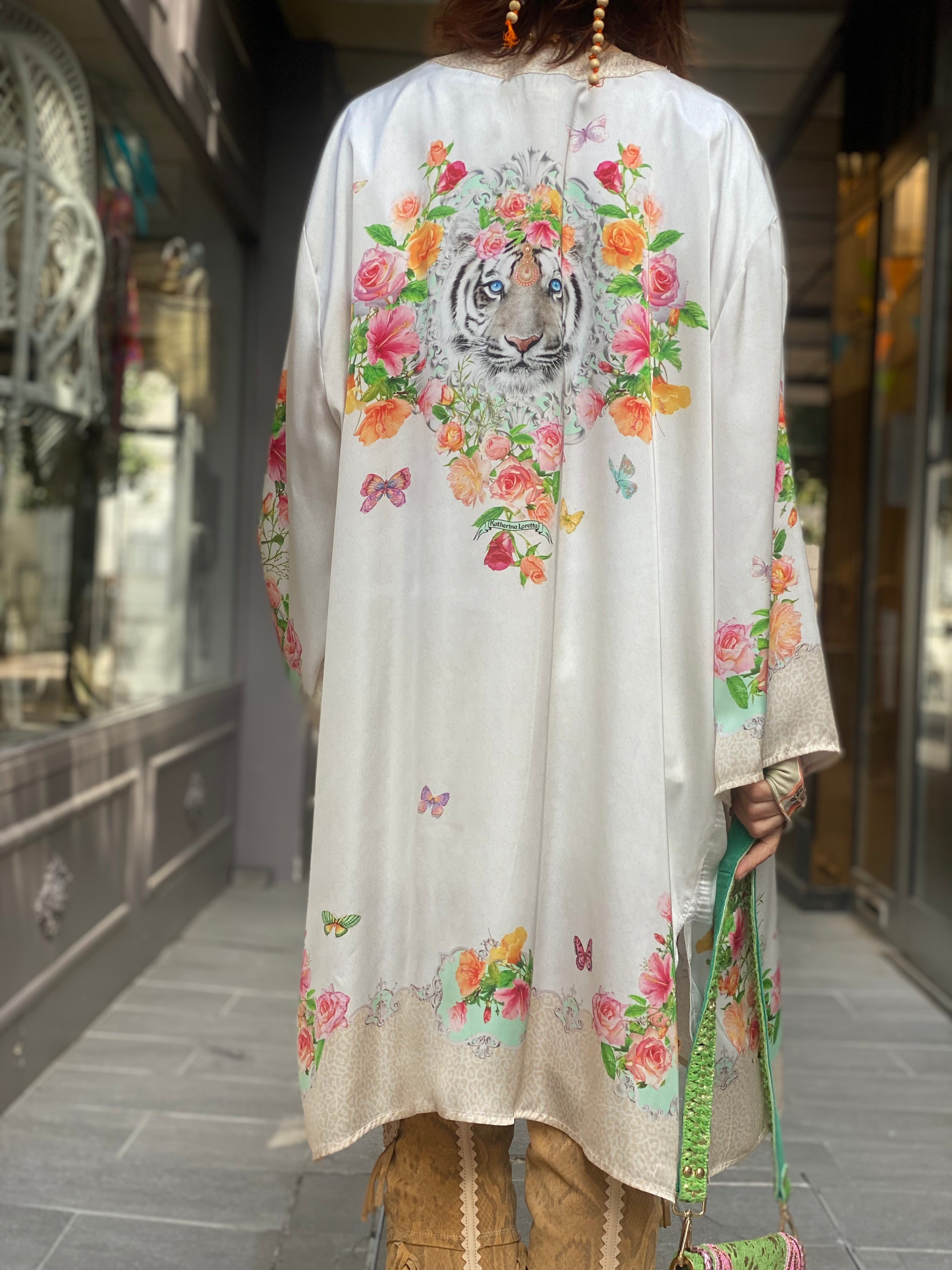 Hawea Katherina Loretta Kimono
