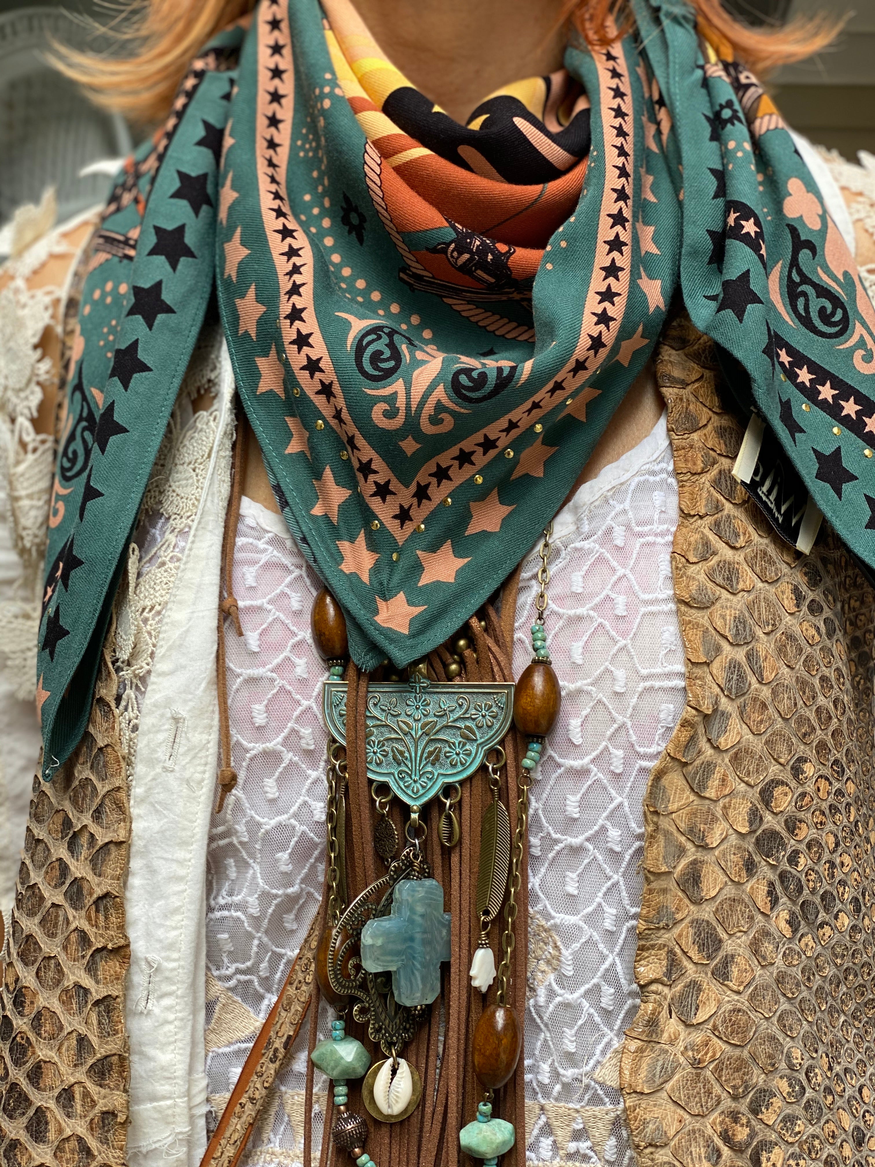 Foulard Valley Green Wild by Amenapih