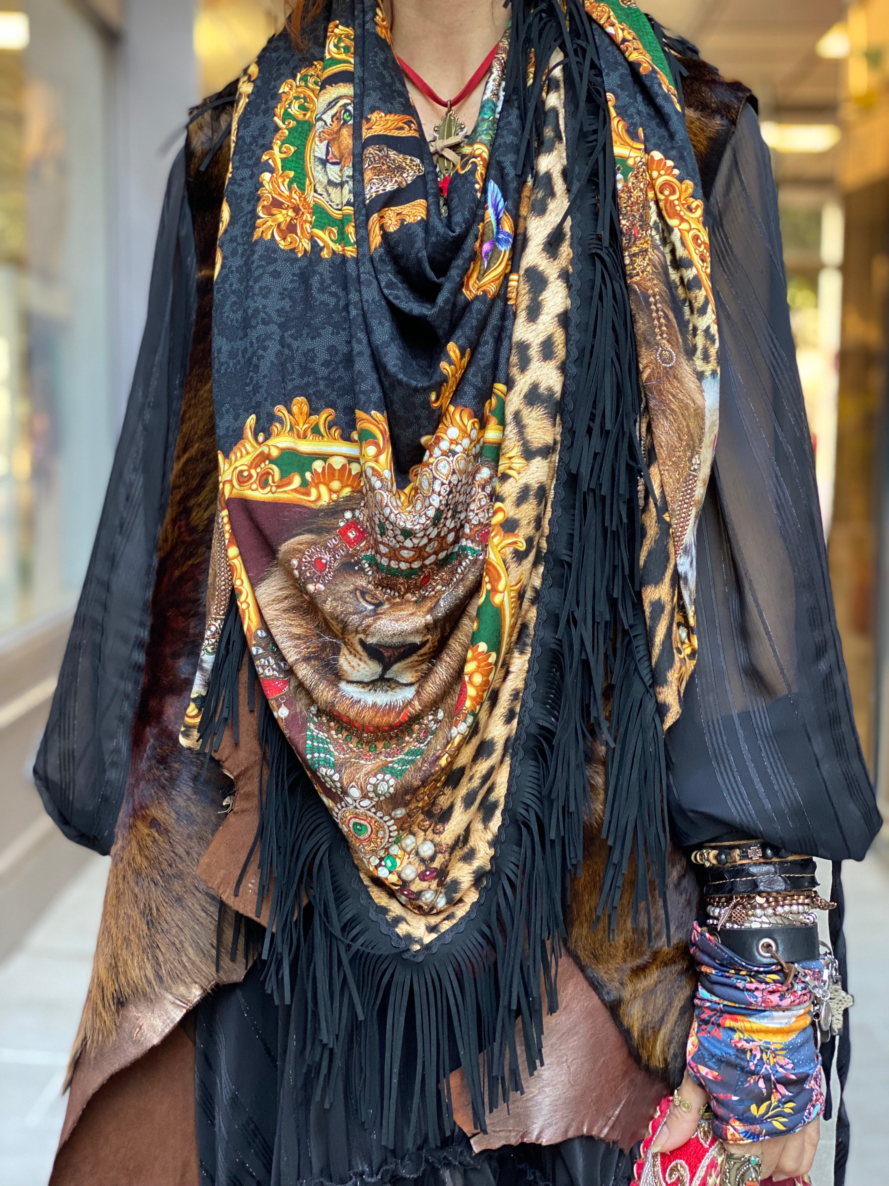Jungle Art Katherina Loretta Shawl