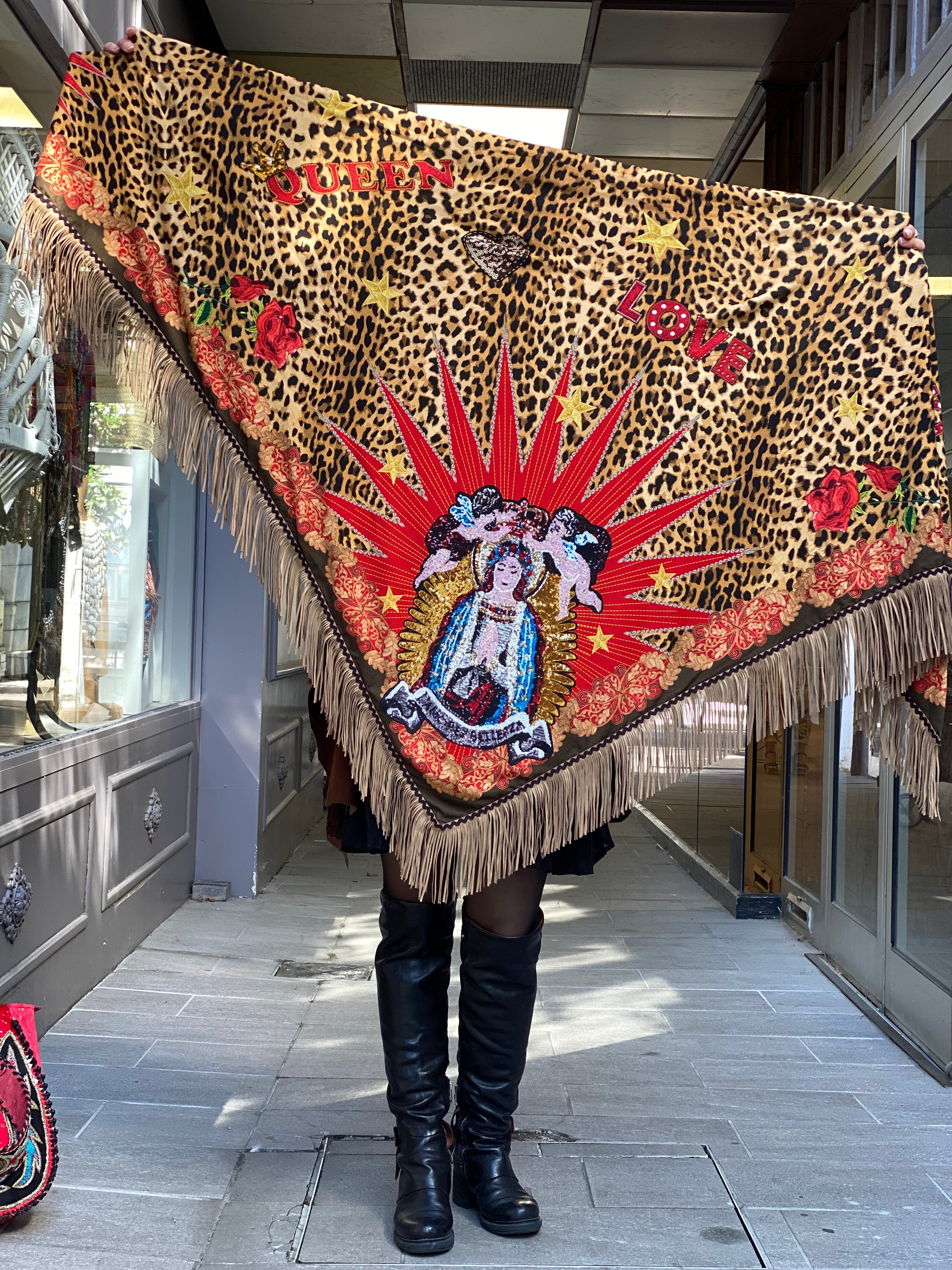 Queen Mary Katherina Loretta Shawl