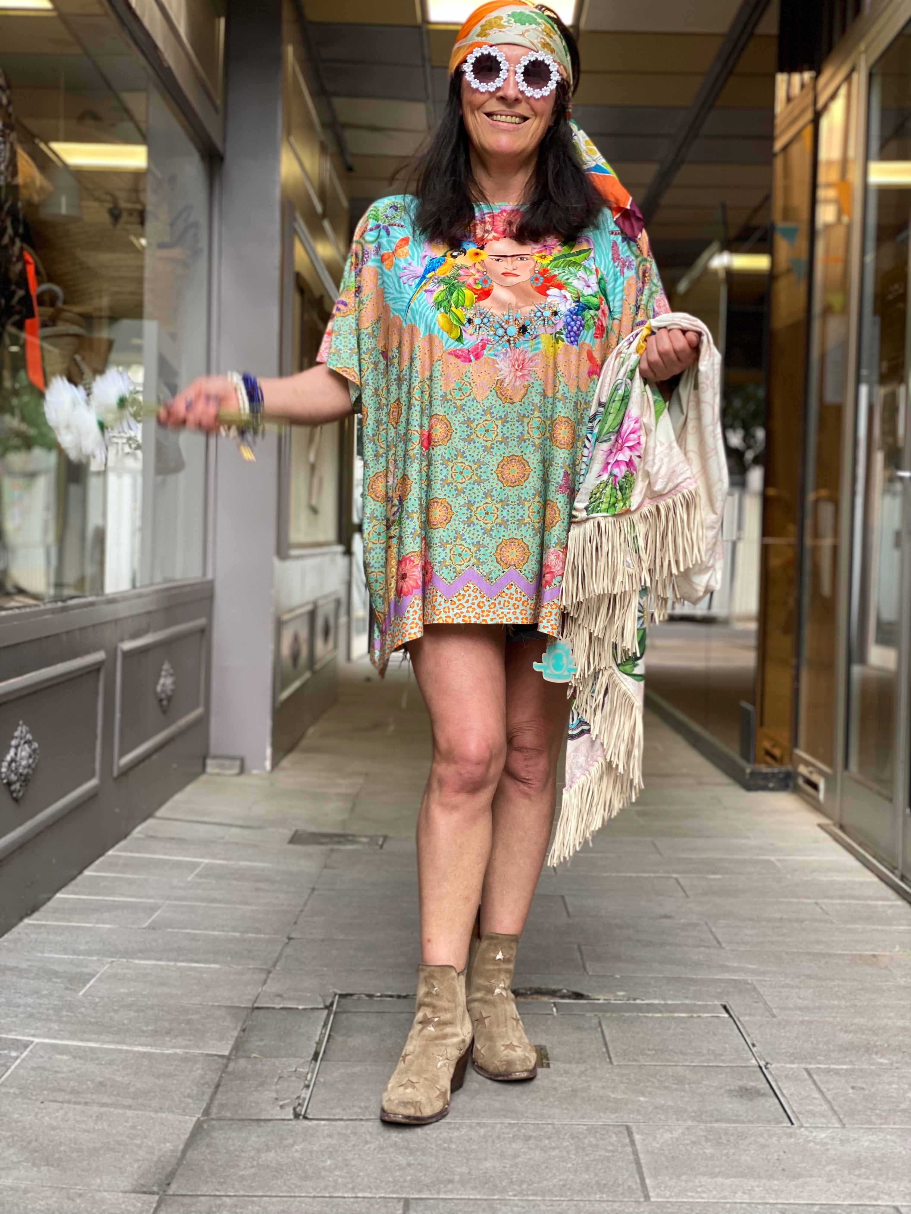 Frida Katherina Loretta Tunic
