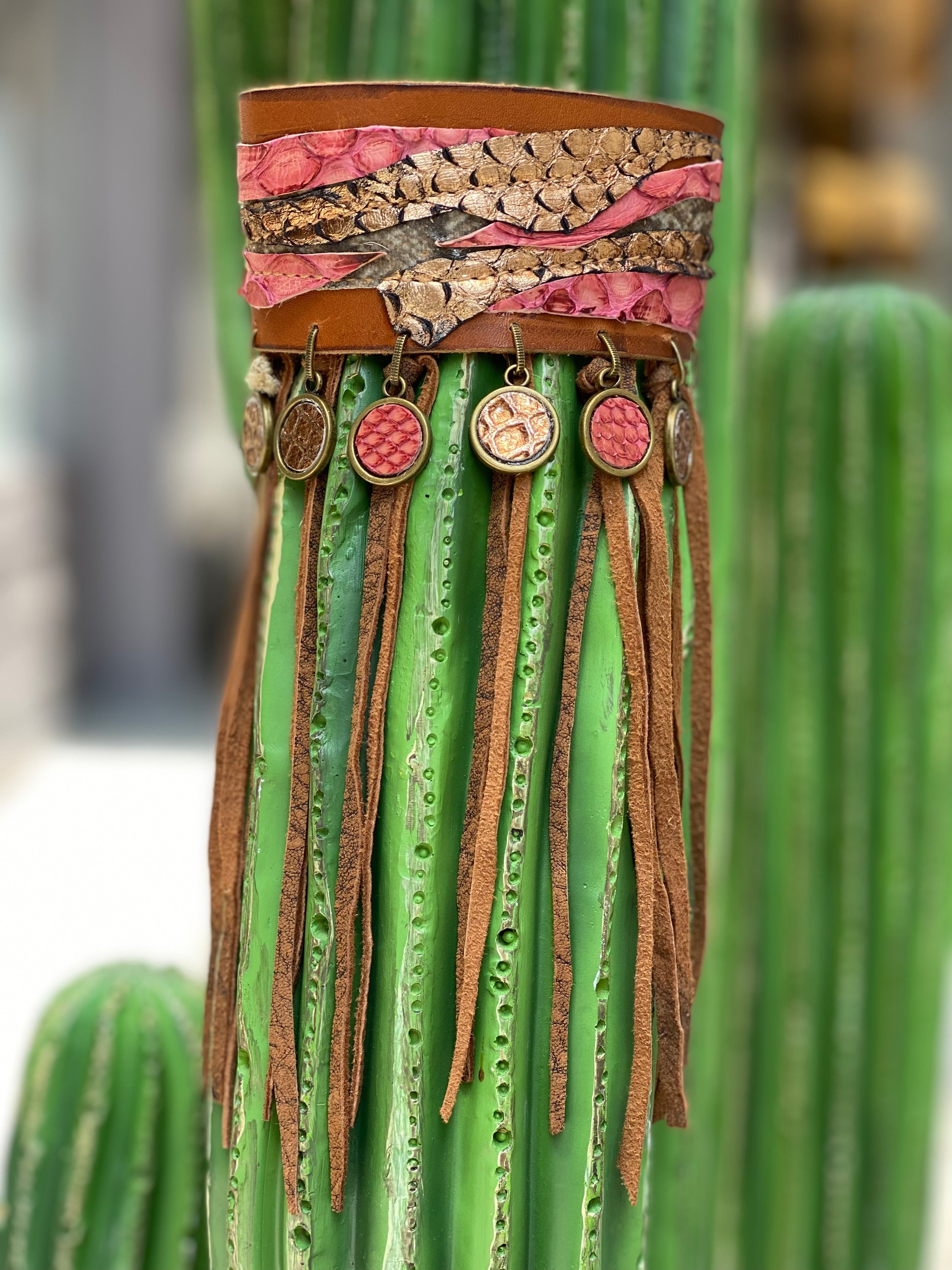 Baila Iguan Arm Bracelet