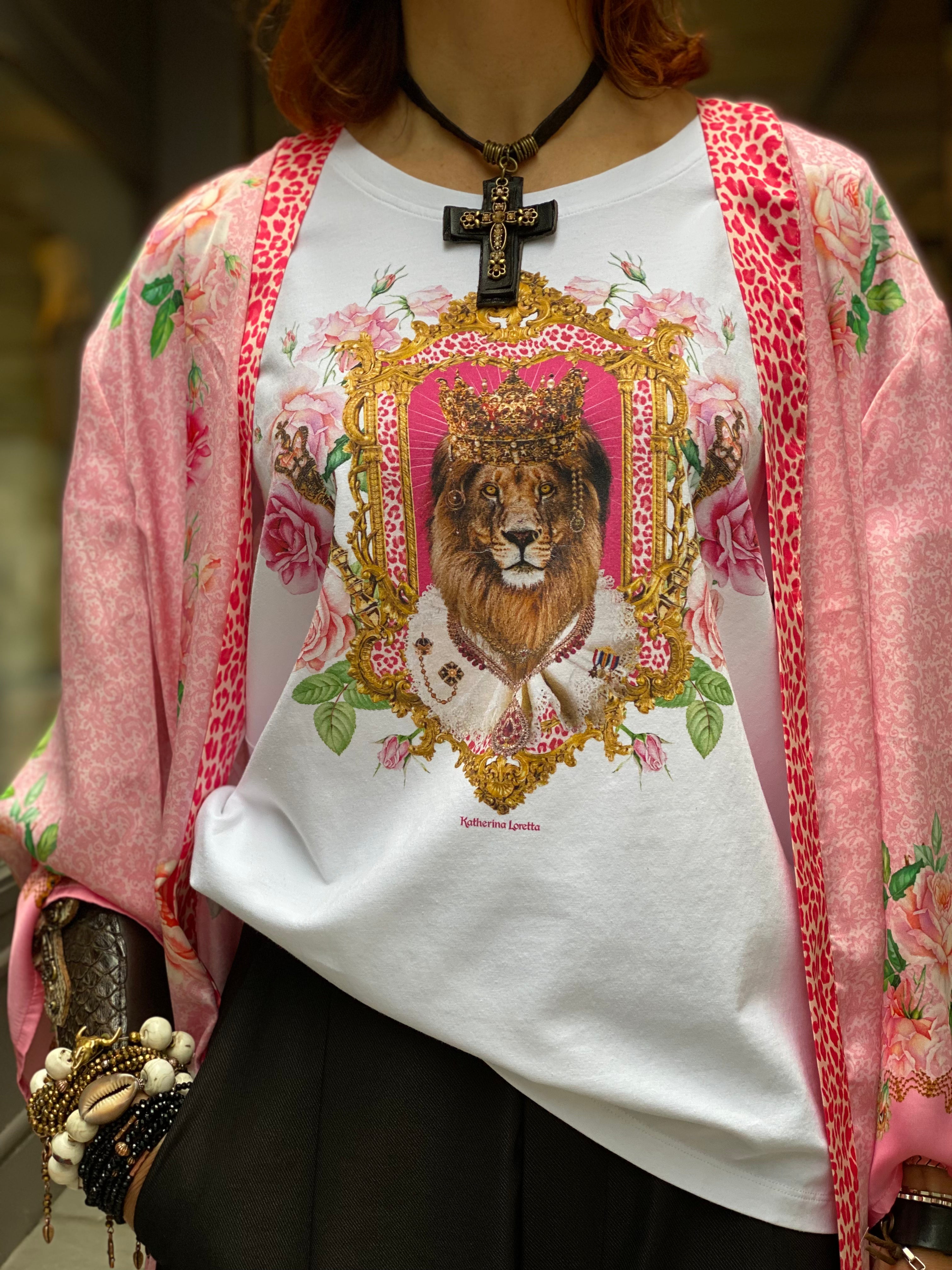 Royal Rose Katherina Loretta T-Shirt