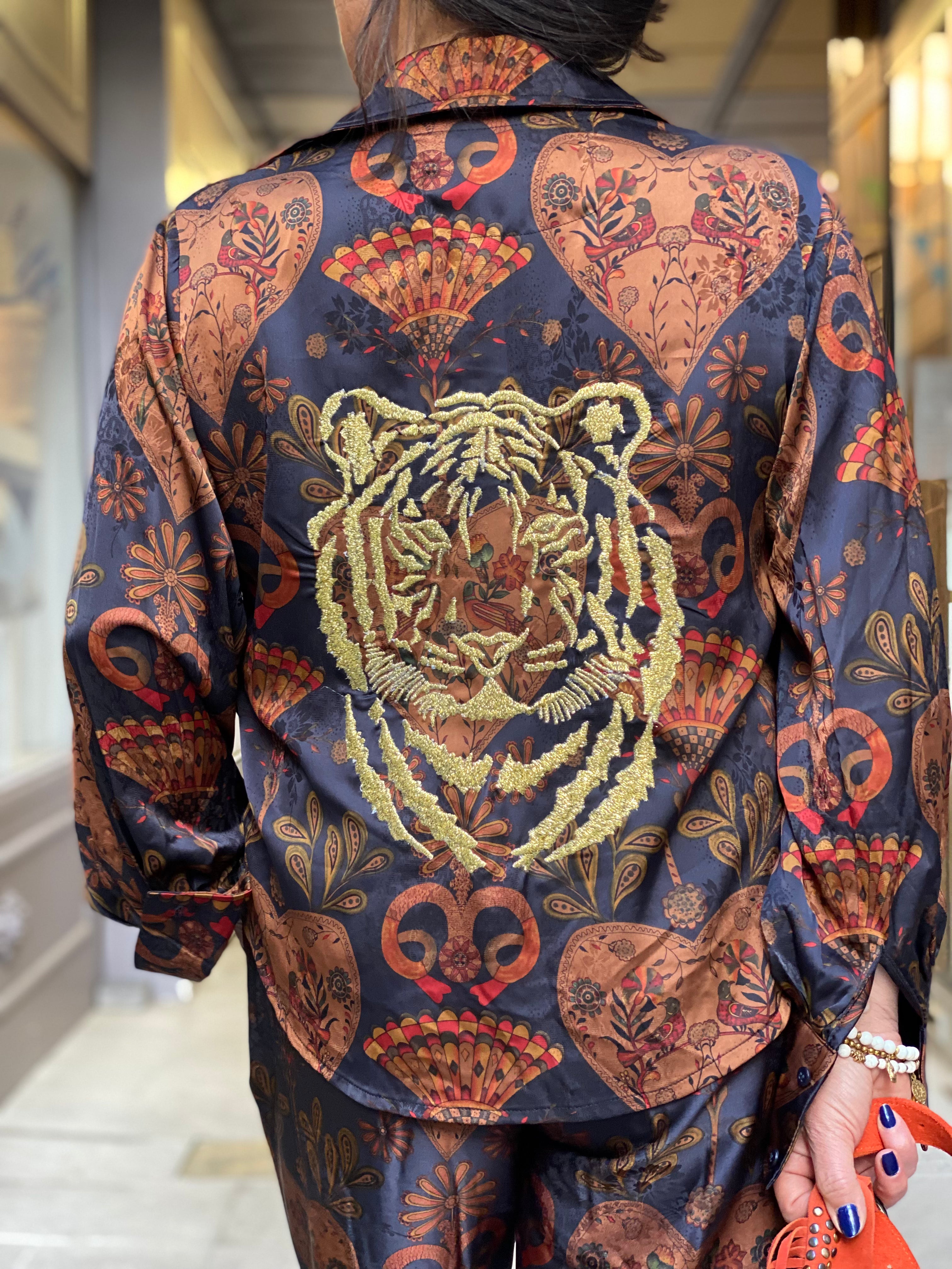 Chemise courte Fleur de Pirate
