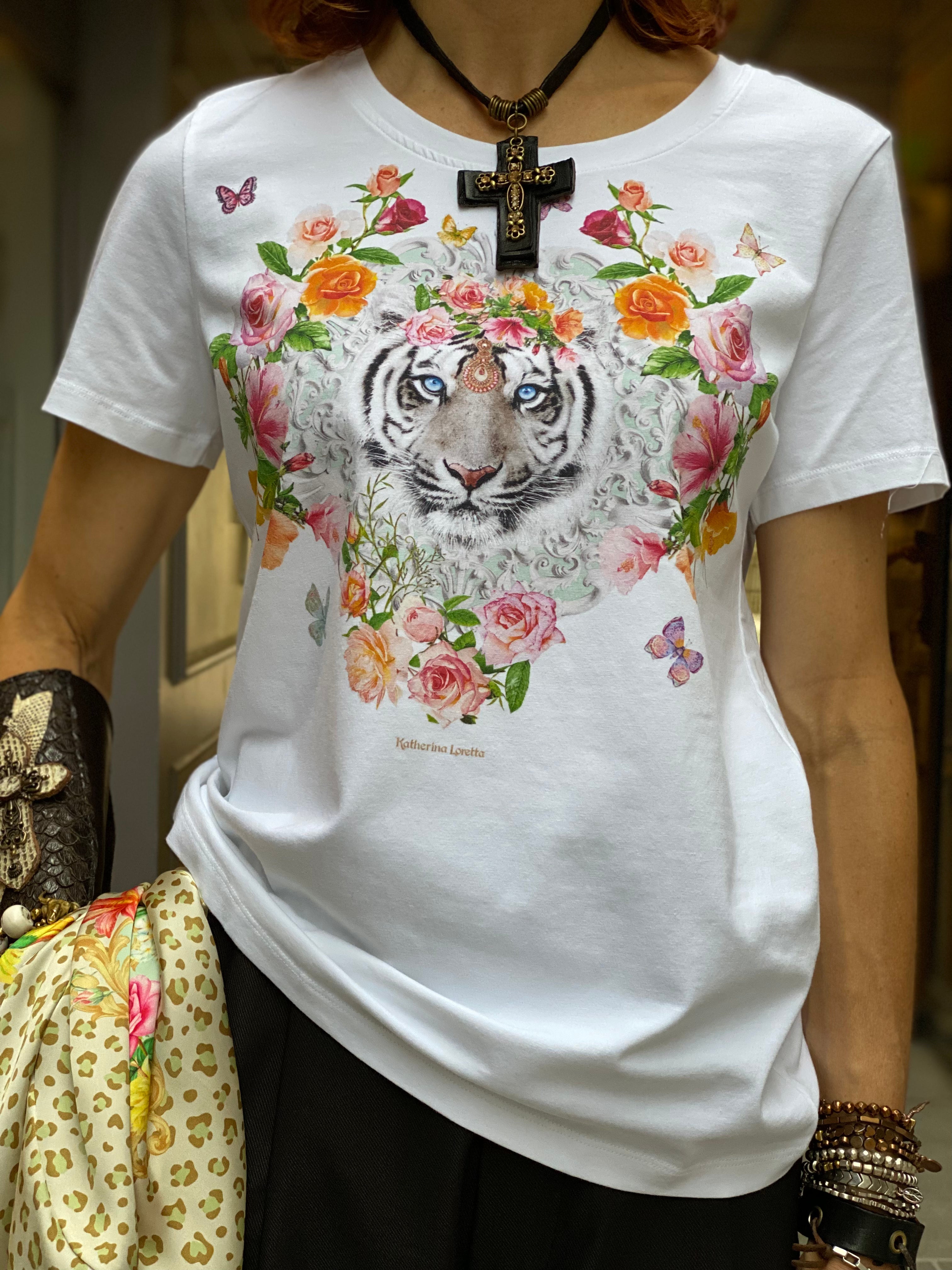 Hawea Katherina Loretta T-shirt