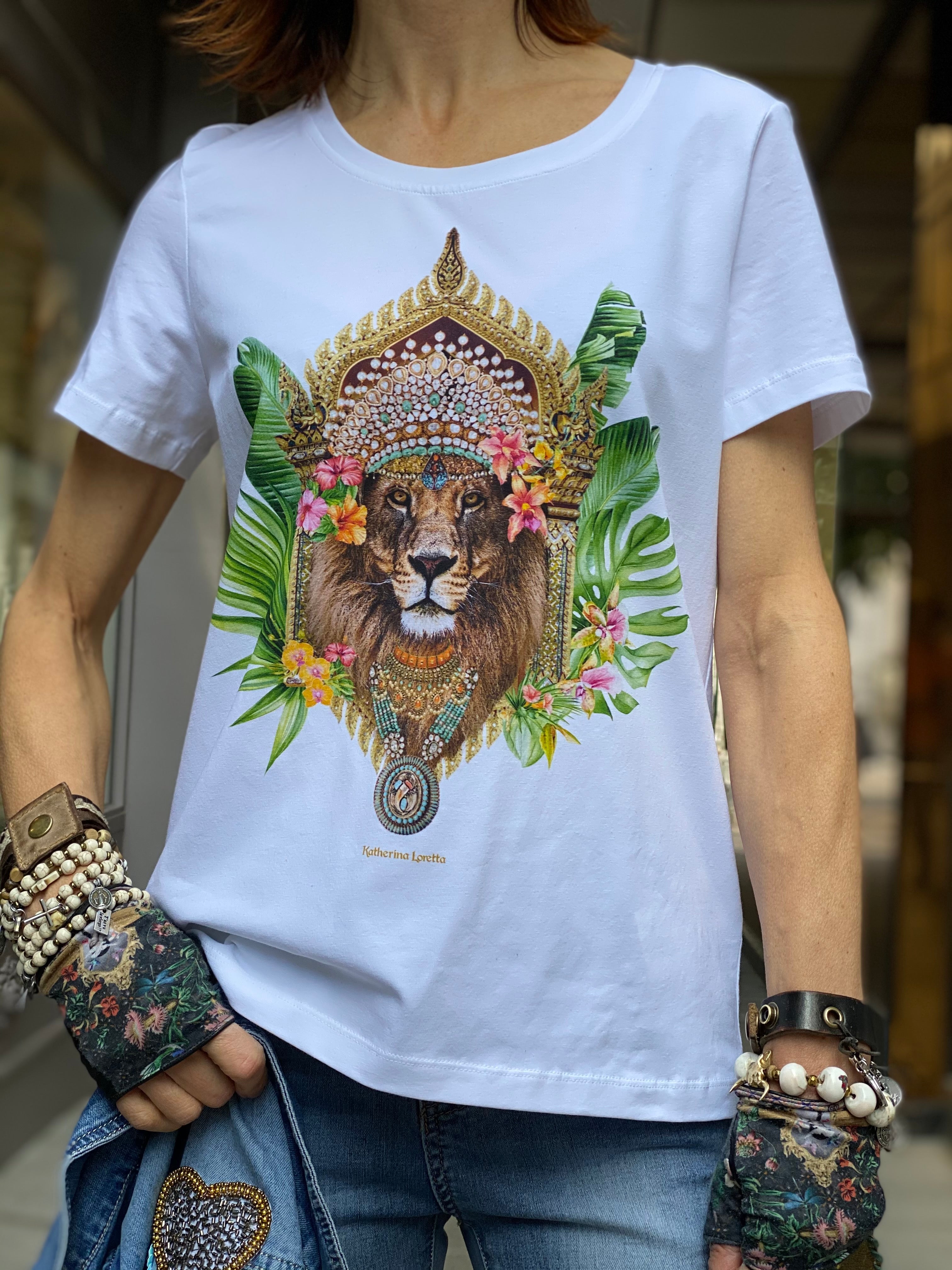 Hidden Paradise Katherina Loretta T-shirt