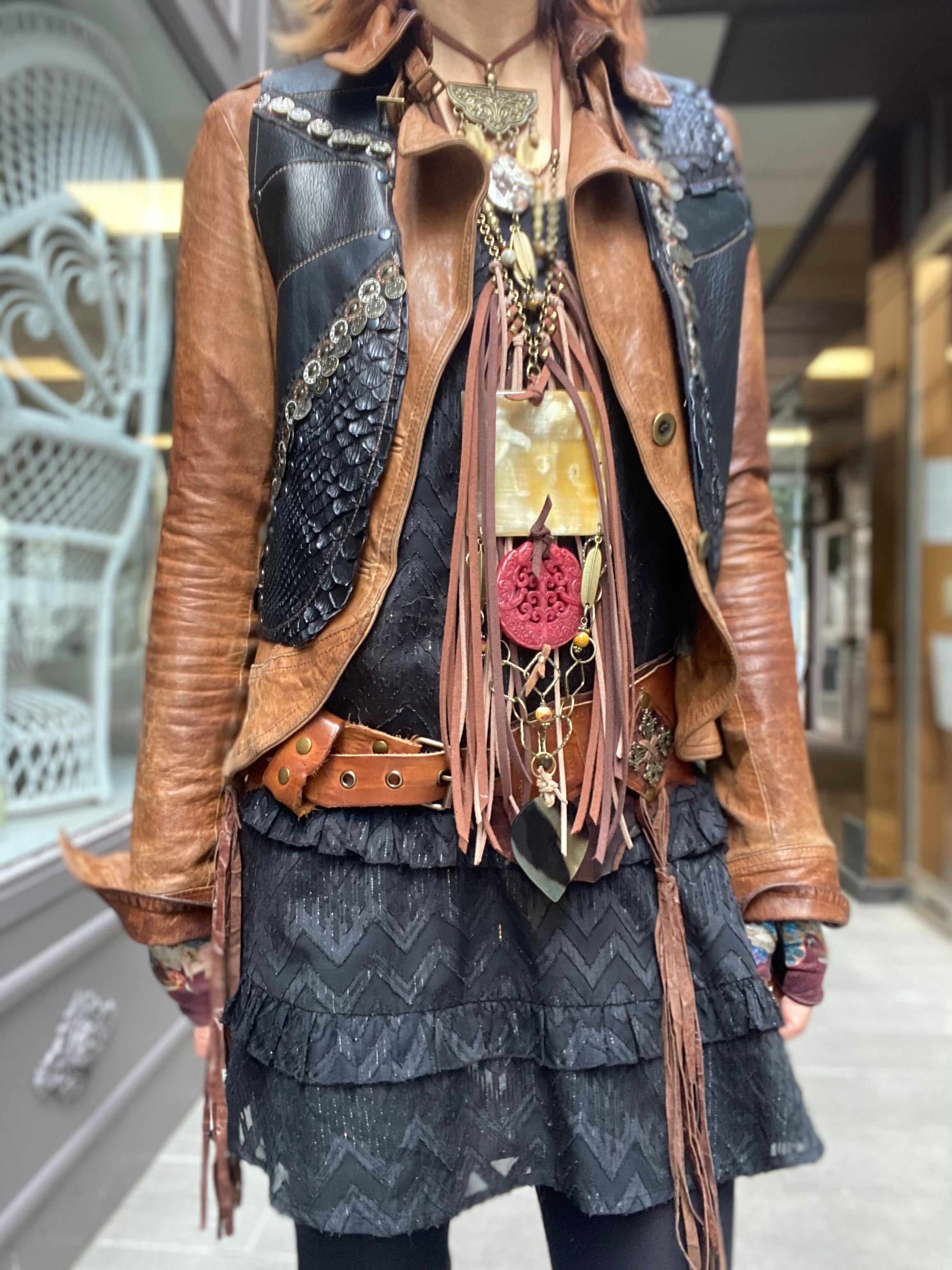 Gilet Keithe court Iguan Atypikskin