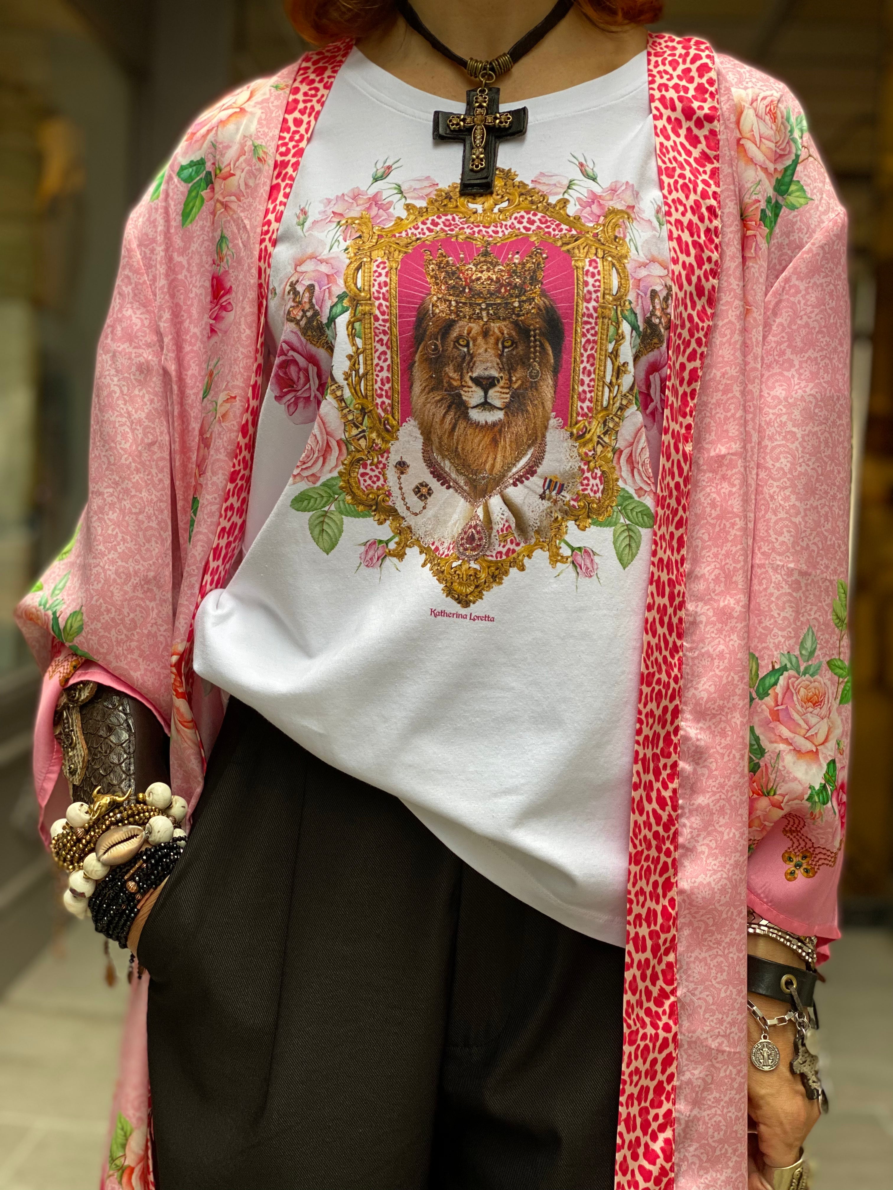 Royal Rose Katherina Loretta T-Shirt