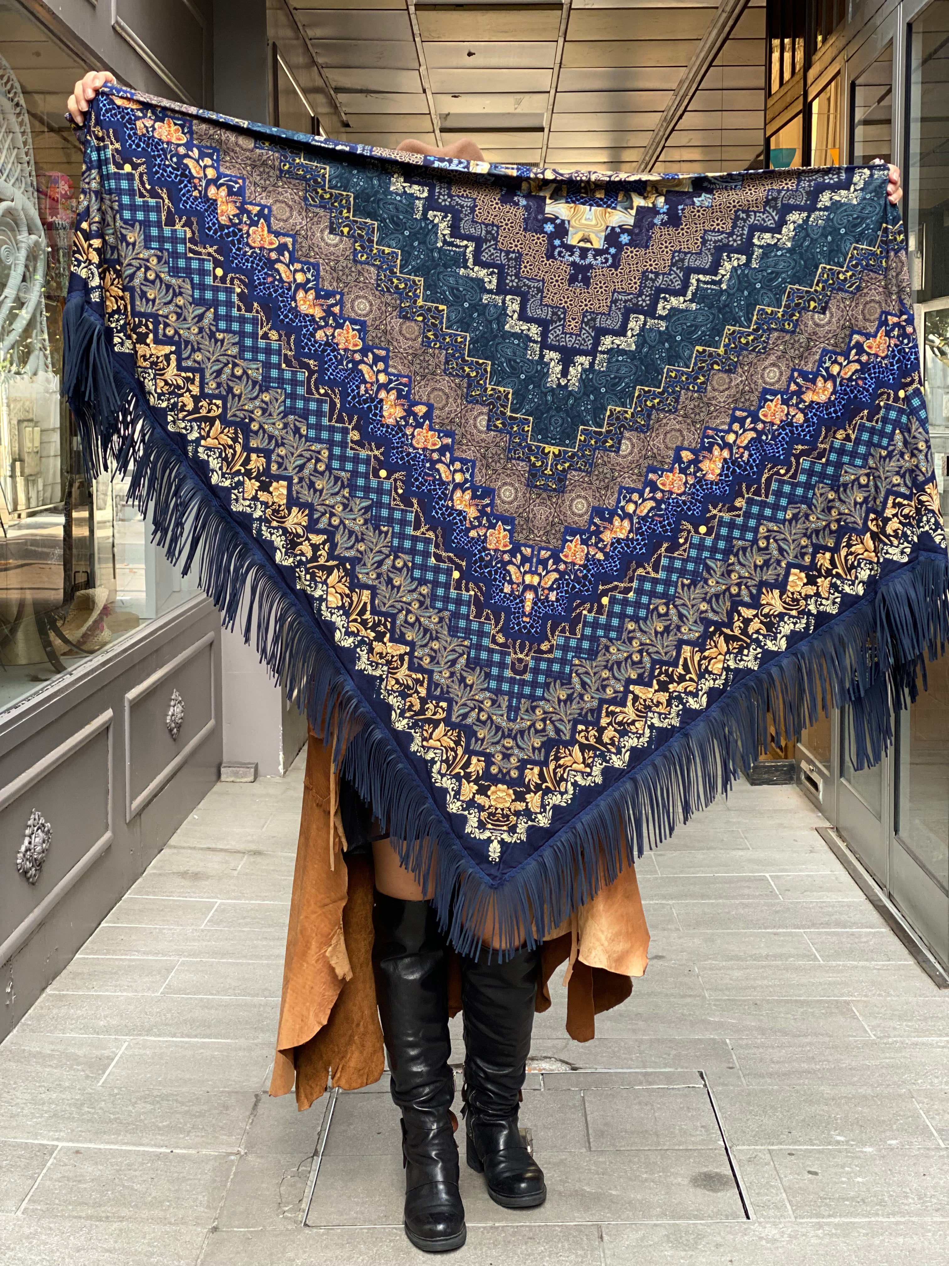 Natal Katherina Loretta Shawl