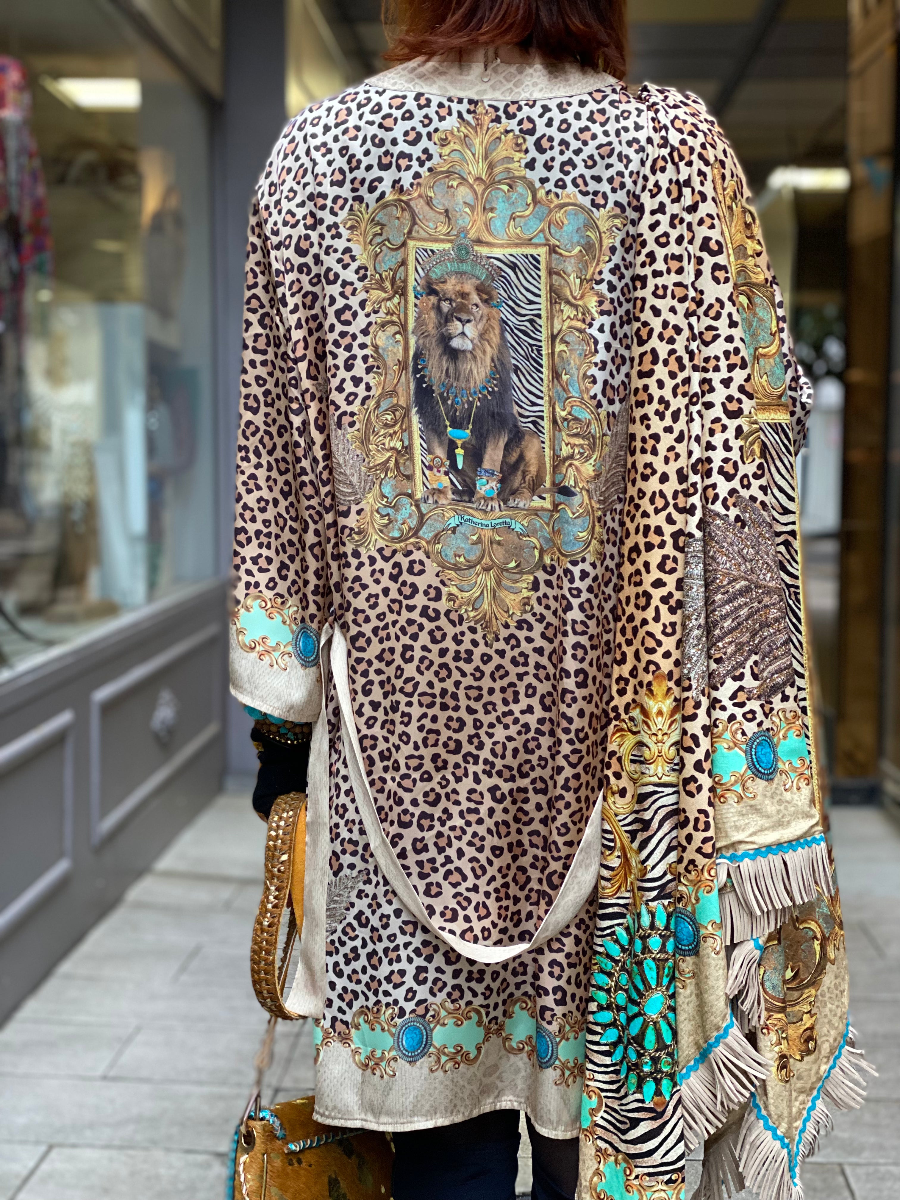 Levon Katherina Loretta Kimono
