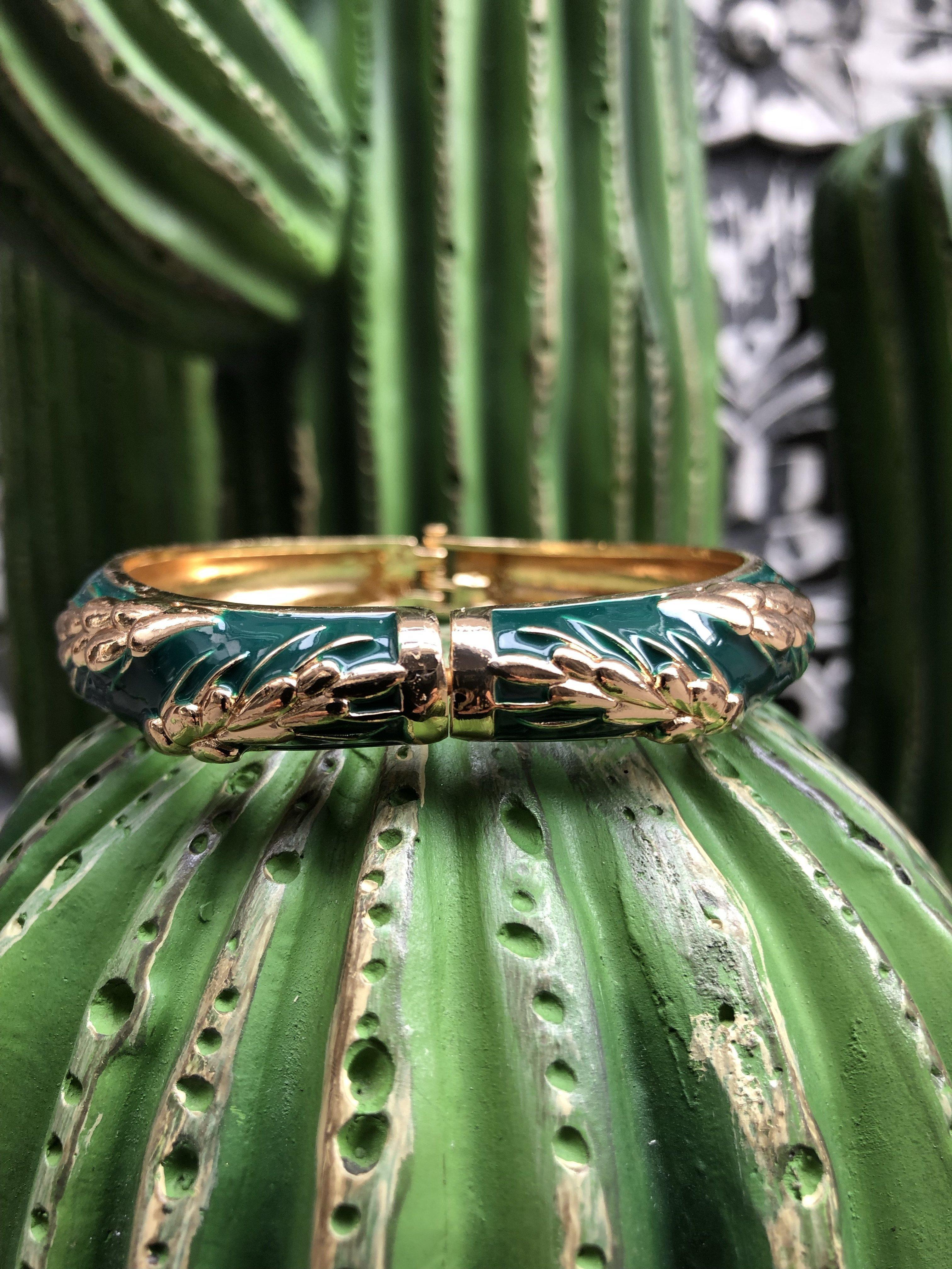 Amok ear Argelouse bangle