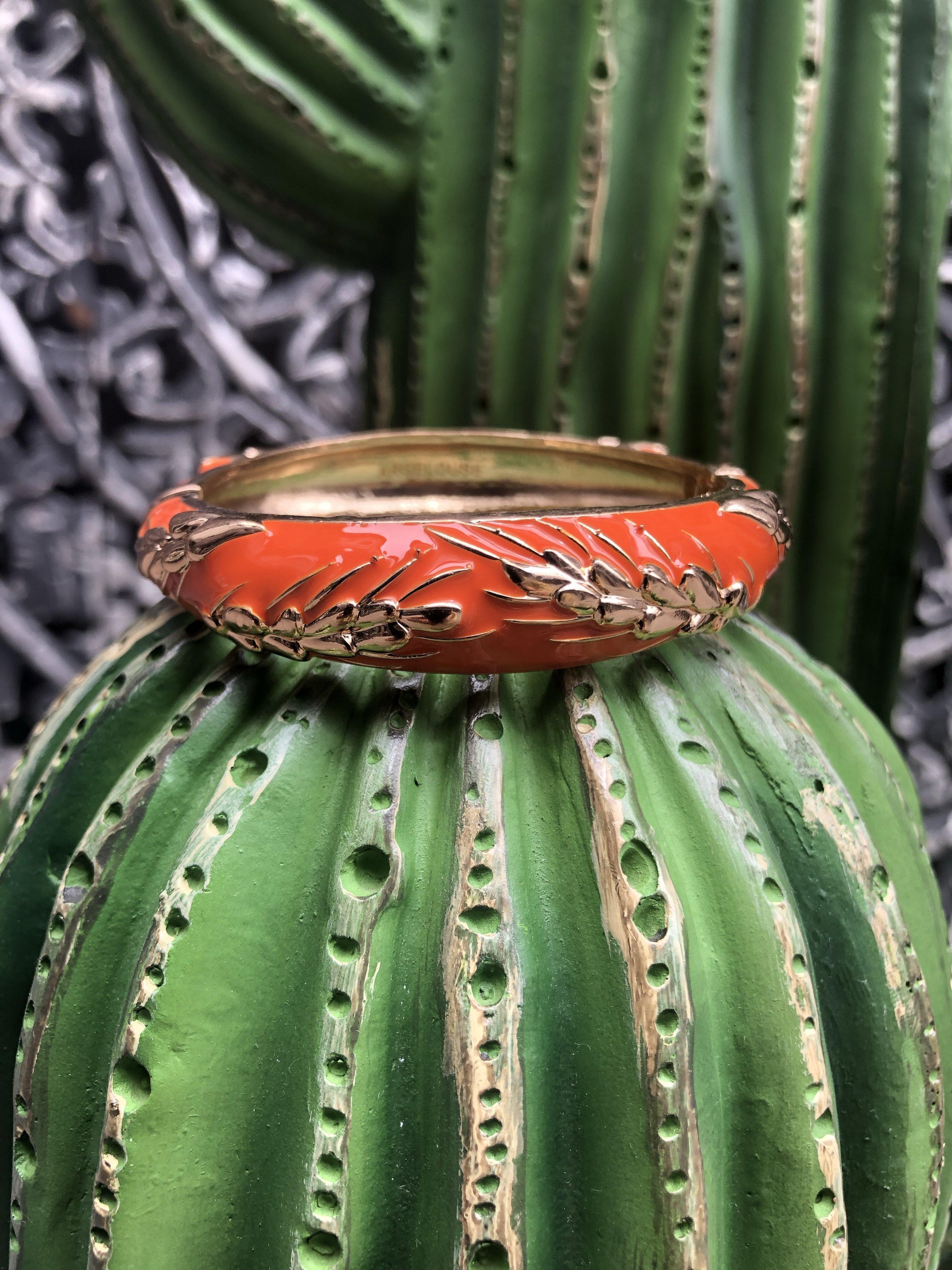 Amok ear Argelouse bangle