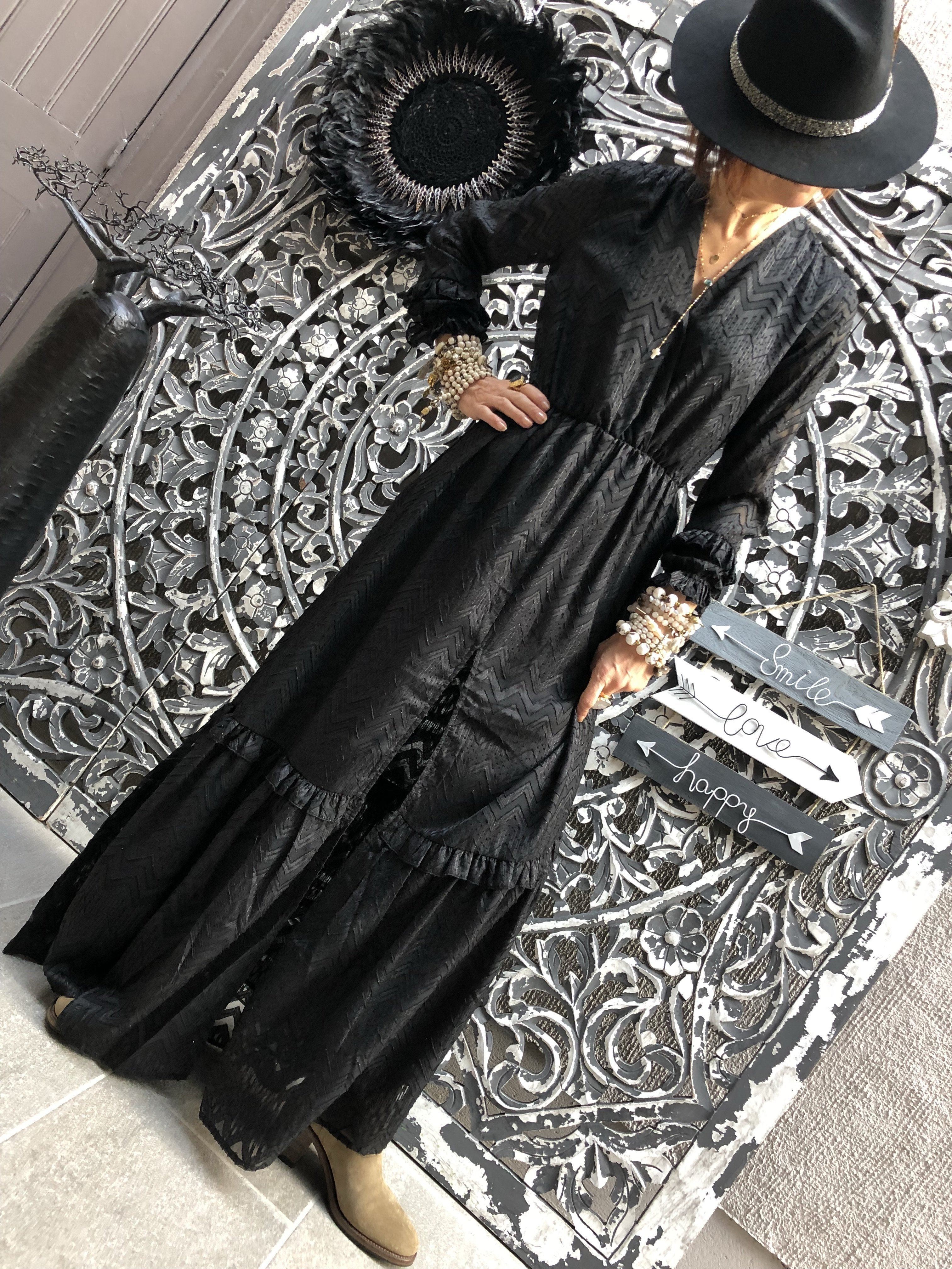 Soloist Dress Amenapih