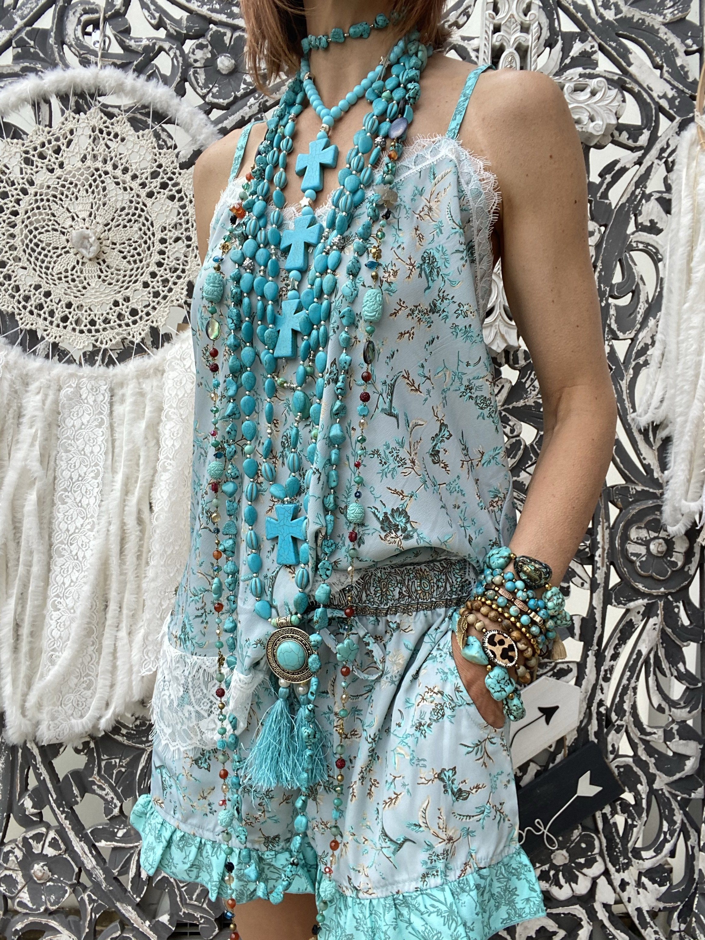 Short Japan Turquoise Astraga Sissi