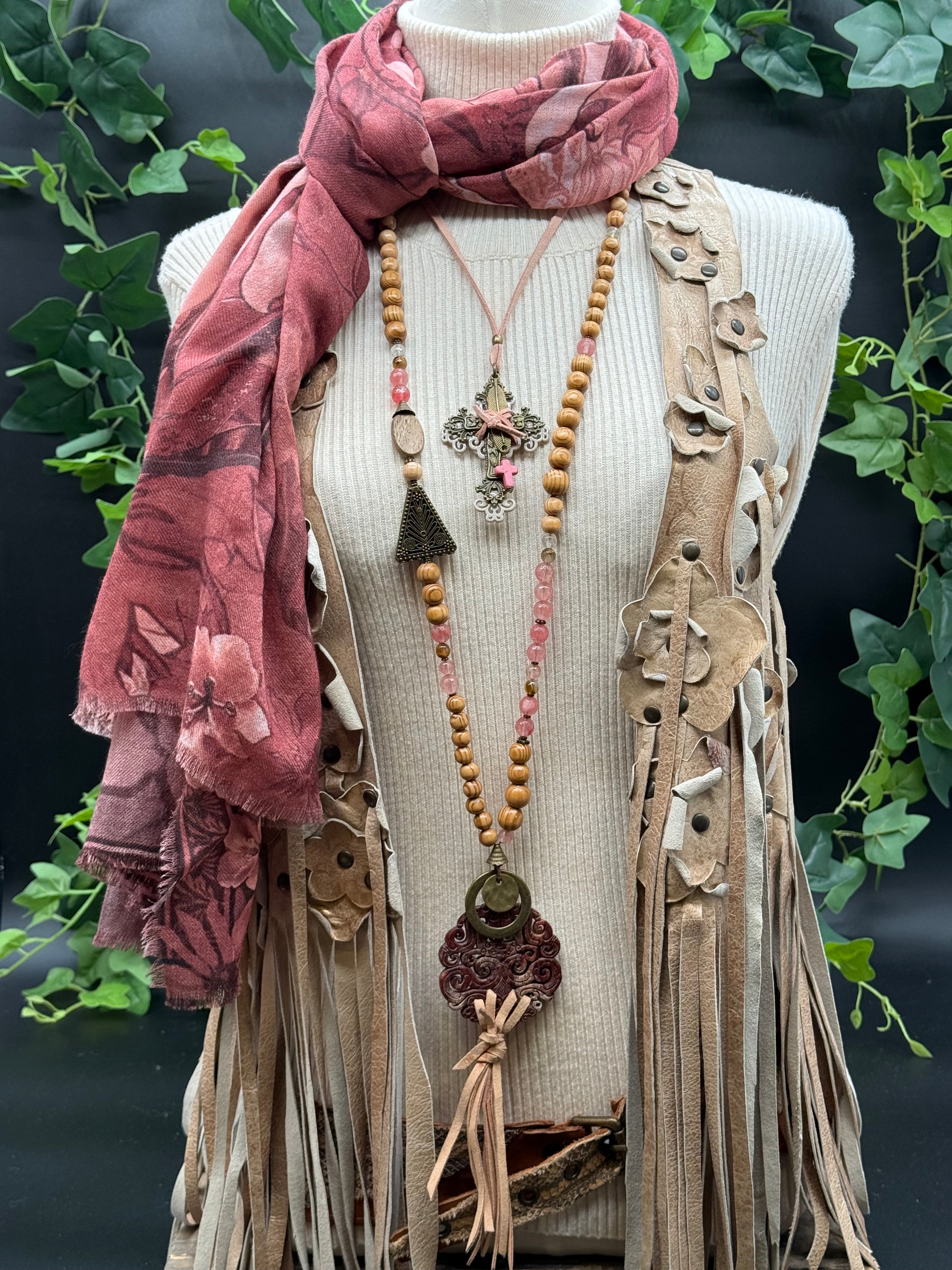 Sautoir pierre Sig de Tana