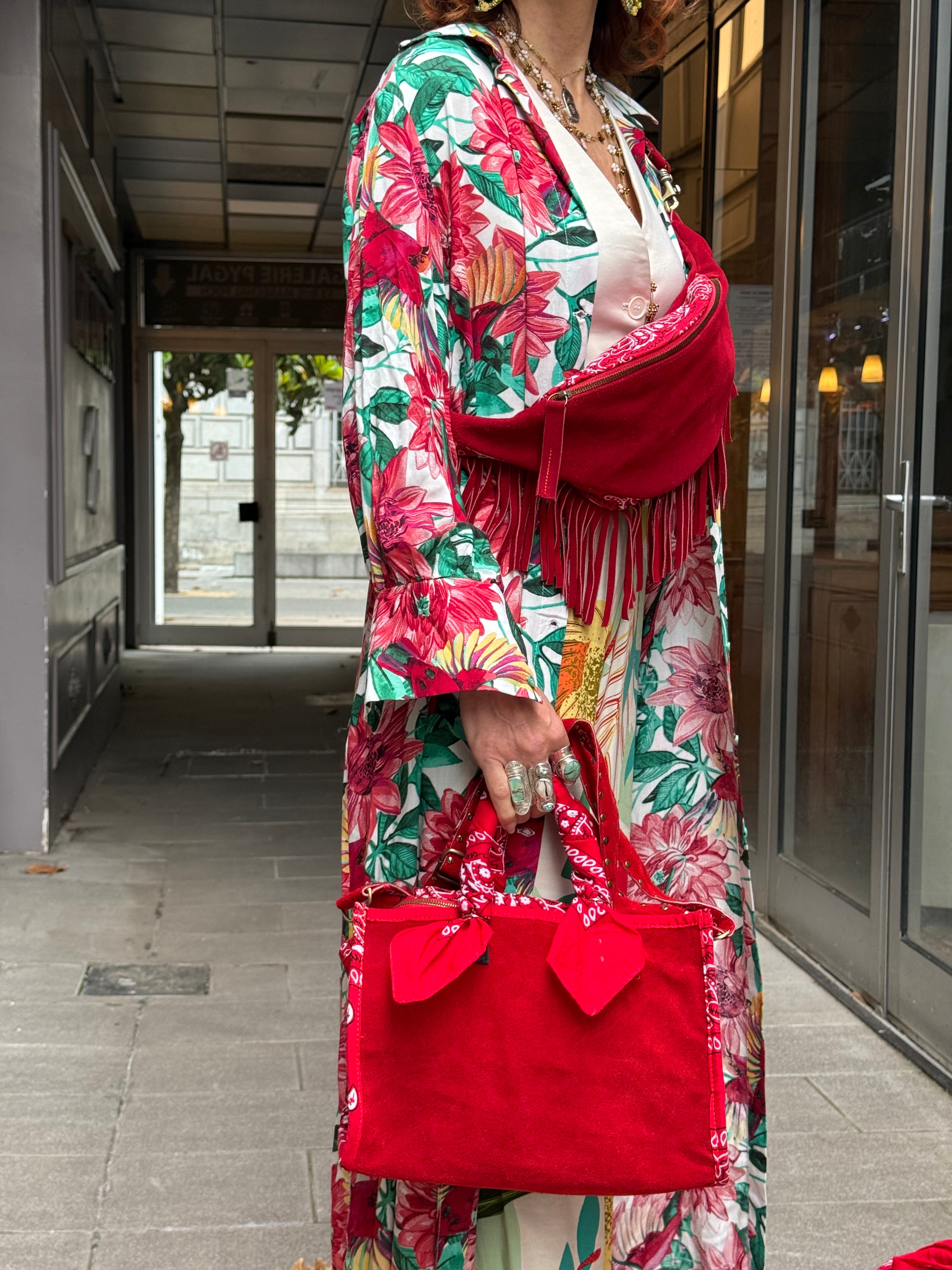 Pochette/Banane Flower Market