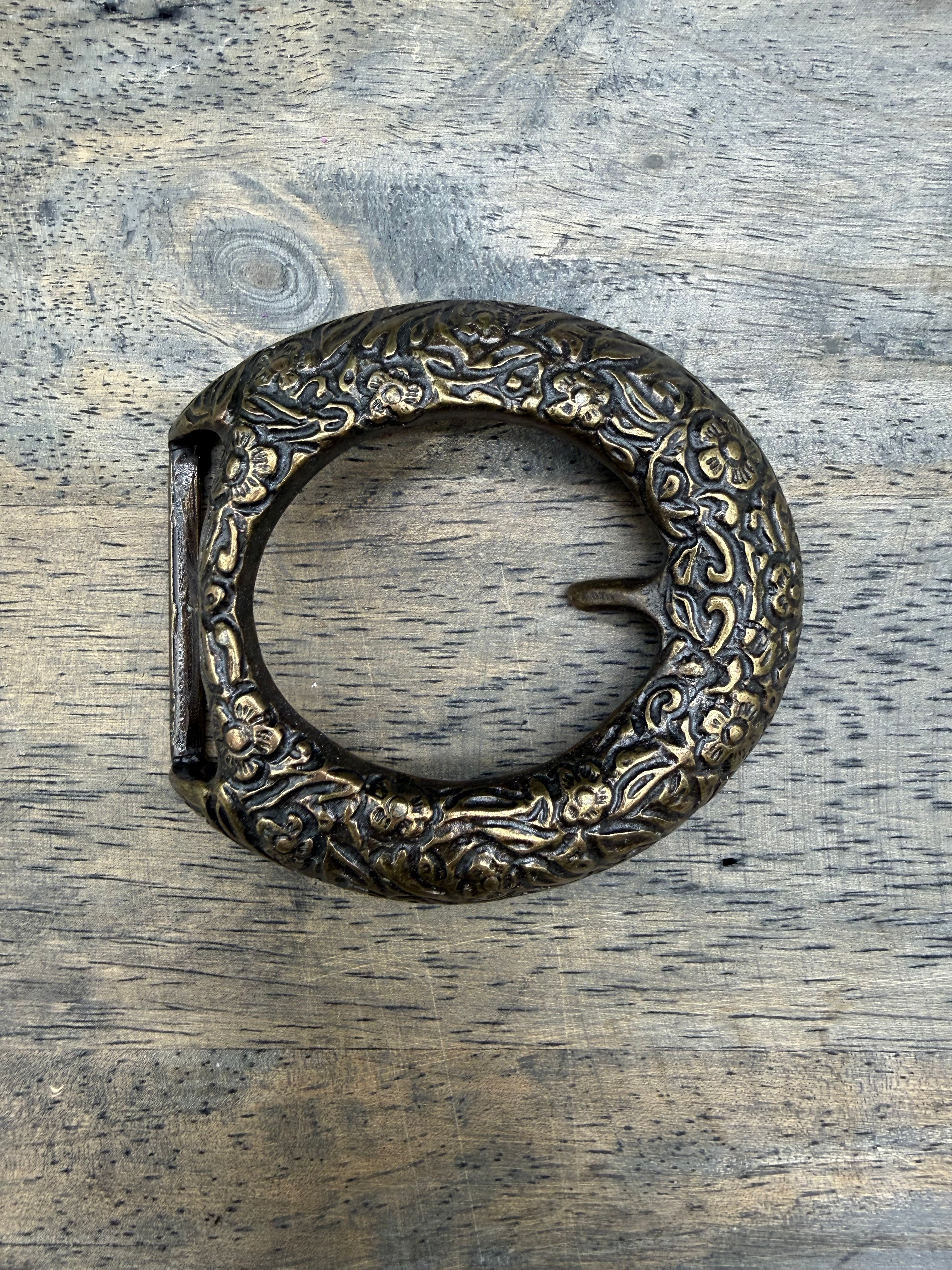 Boucle Ceinture Intemporelle Yolète