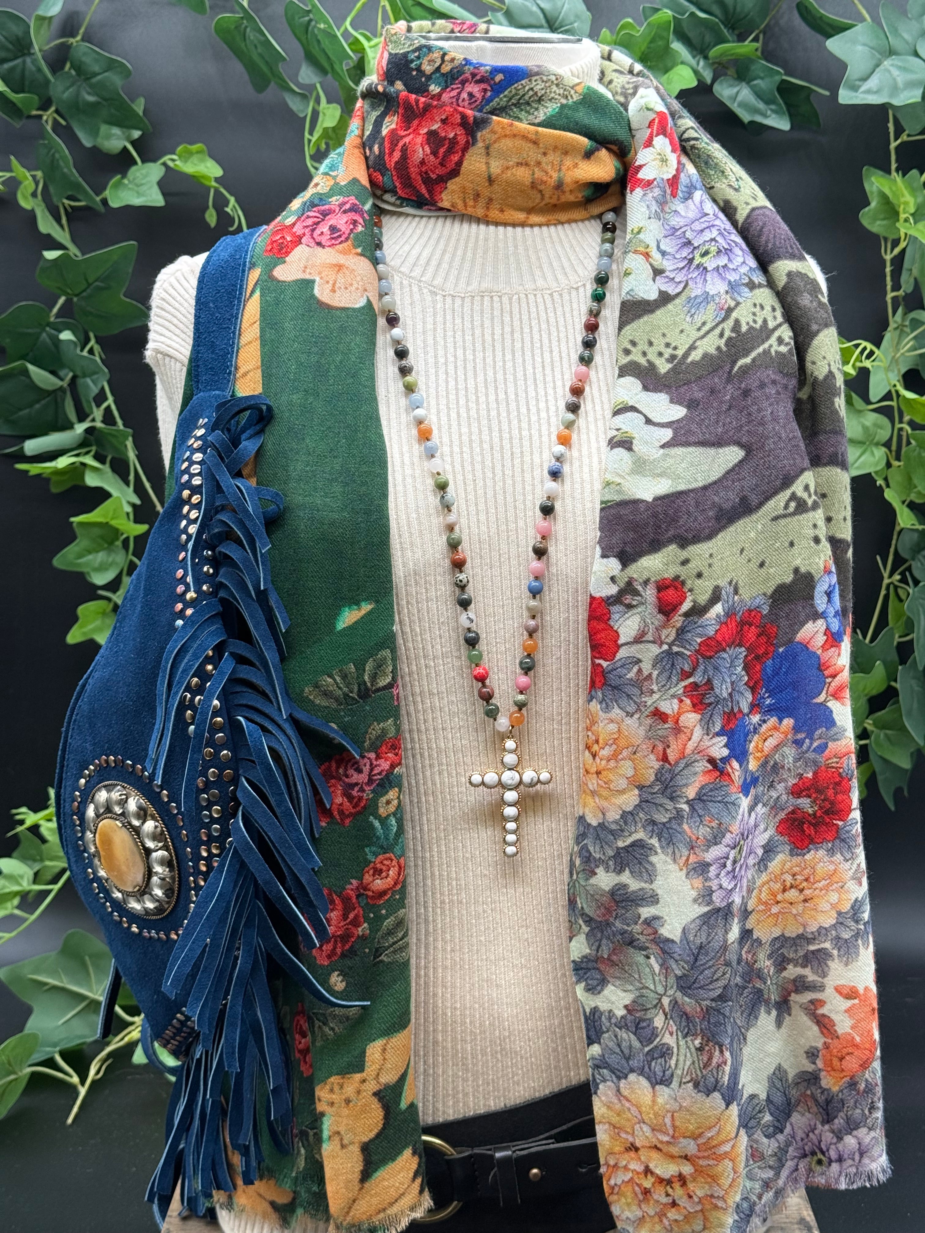 Sautoir Croix Shabada