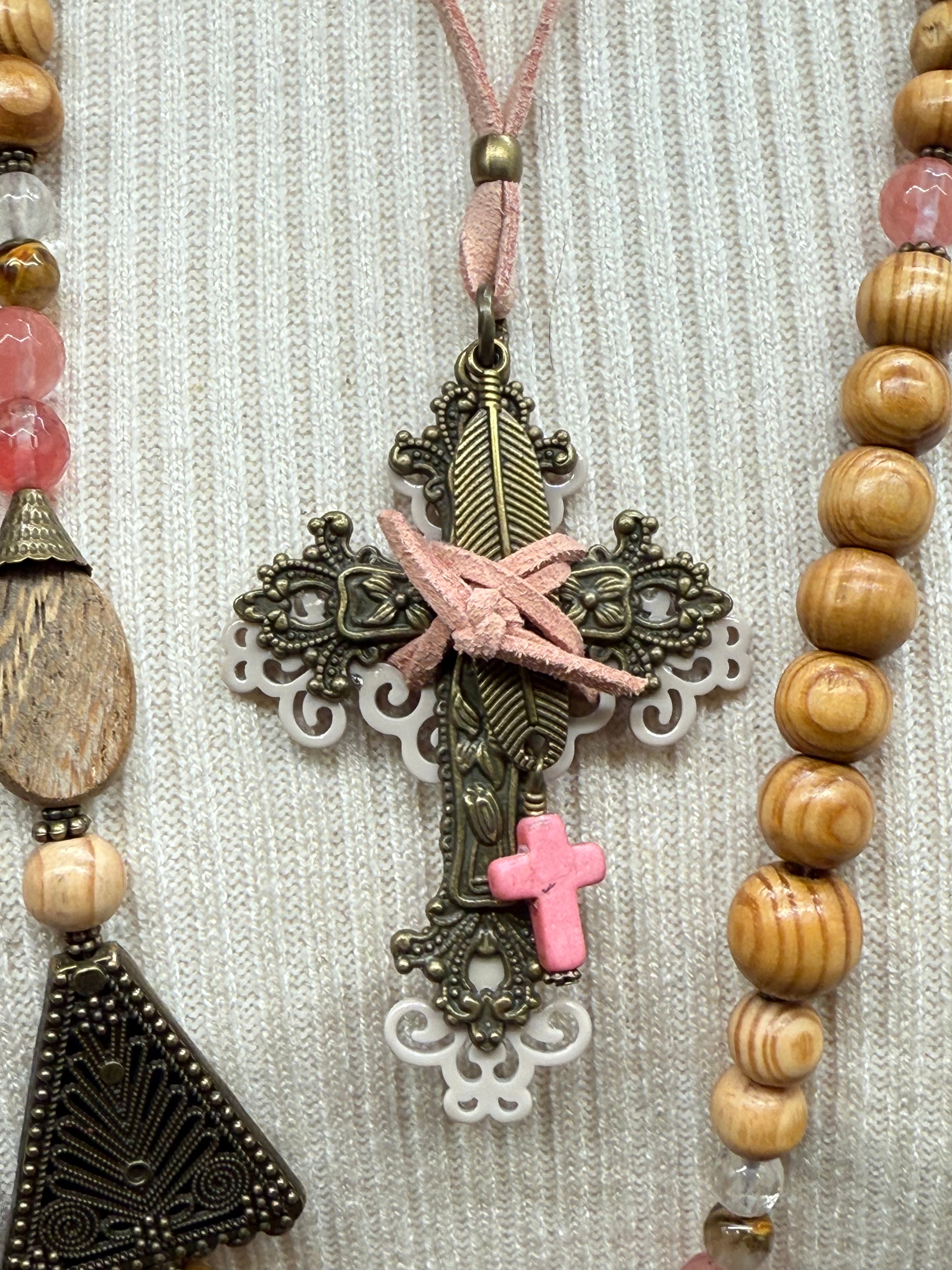 Collier Croix Sig de Tana