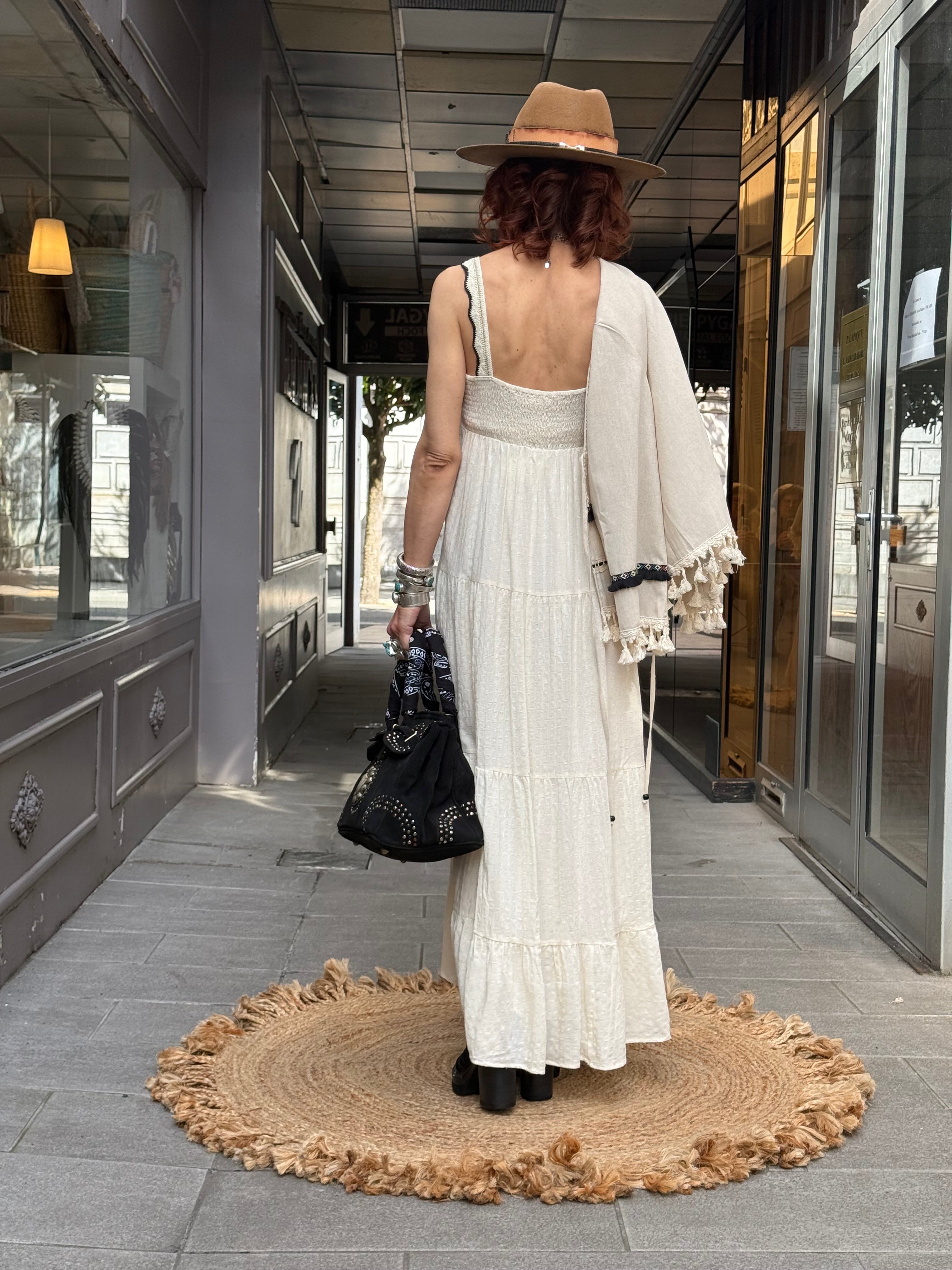 Robe Nakara NKN Nekane