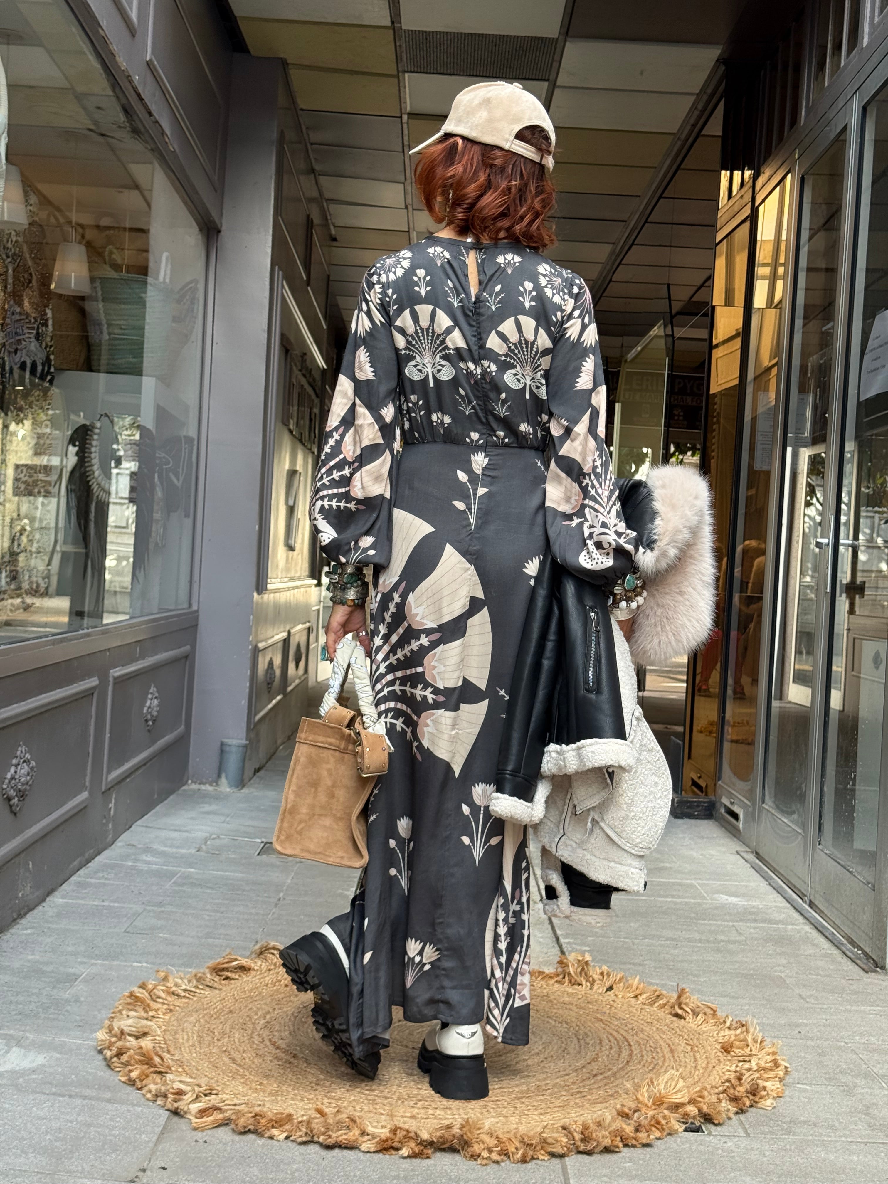 Robe Mizar NKN Nekane