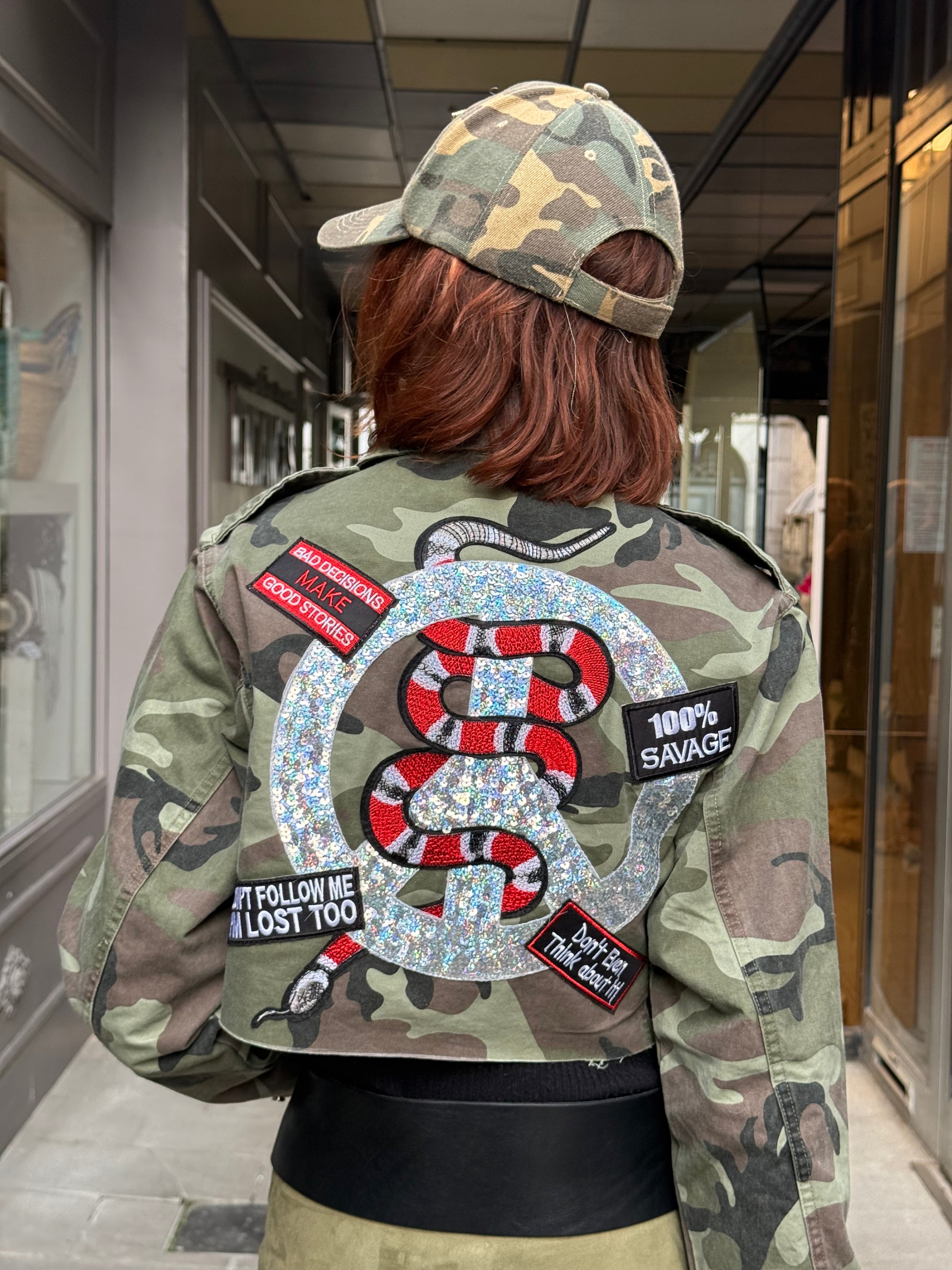 Veste militaire courte Poupée de Soie