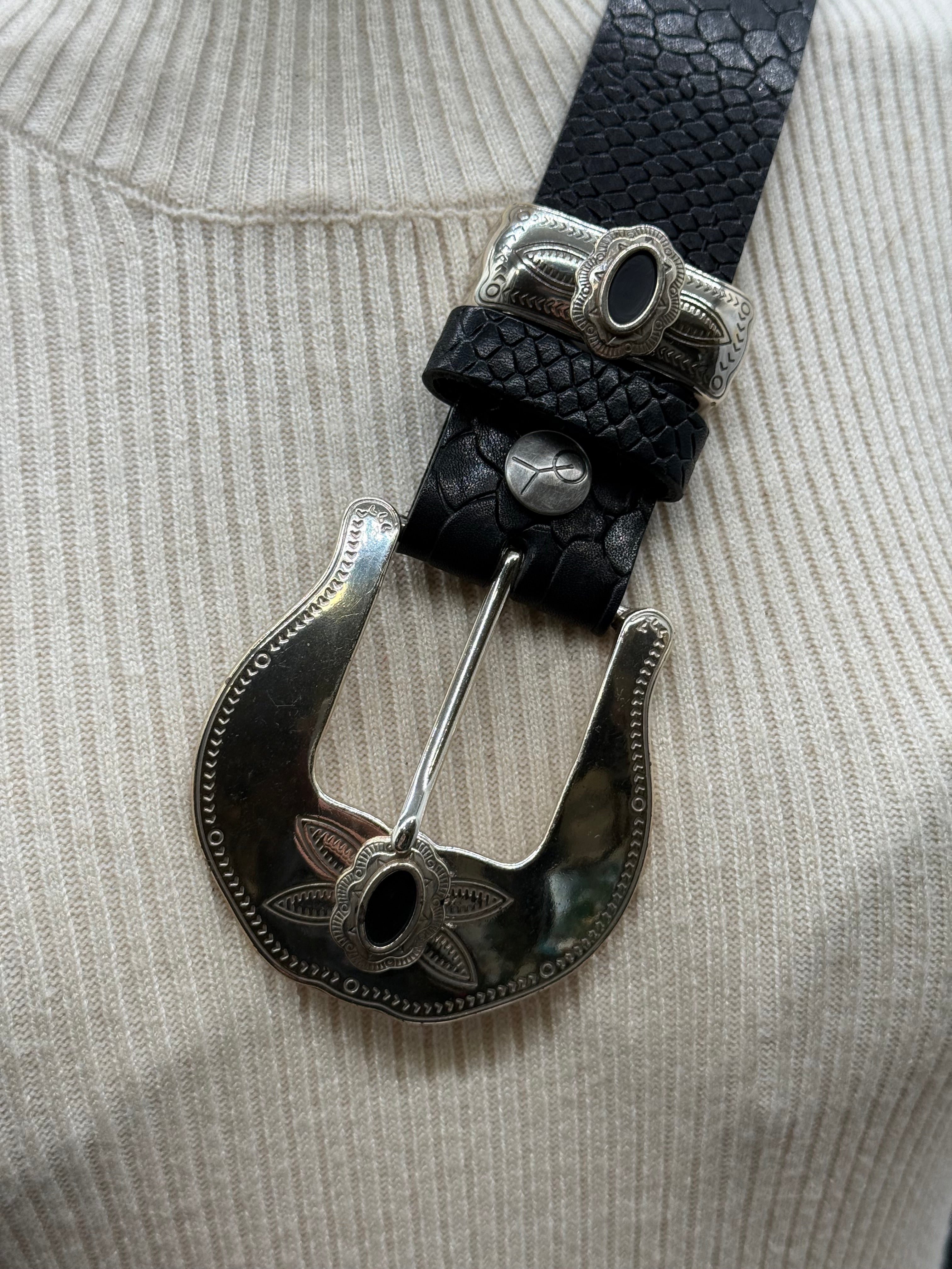 Boucle Ceinture Intemporelle Yolète
