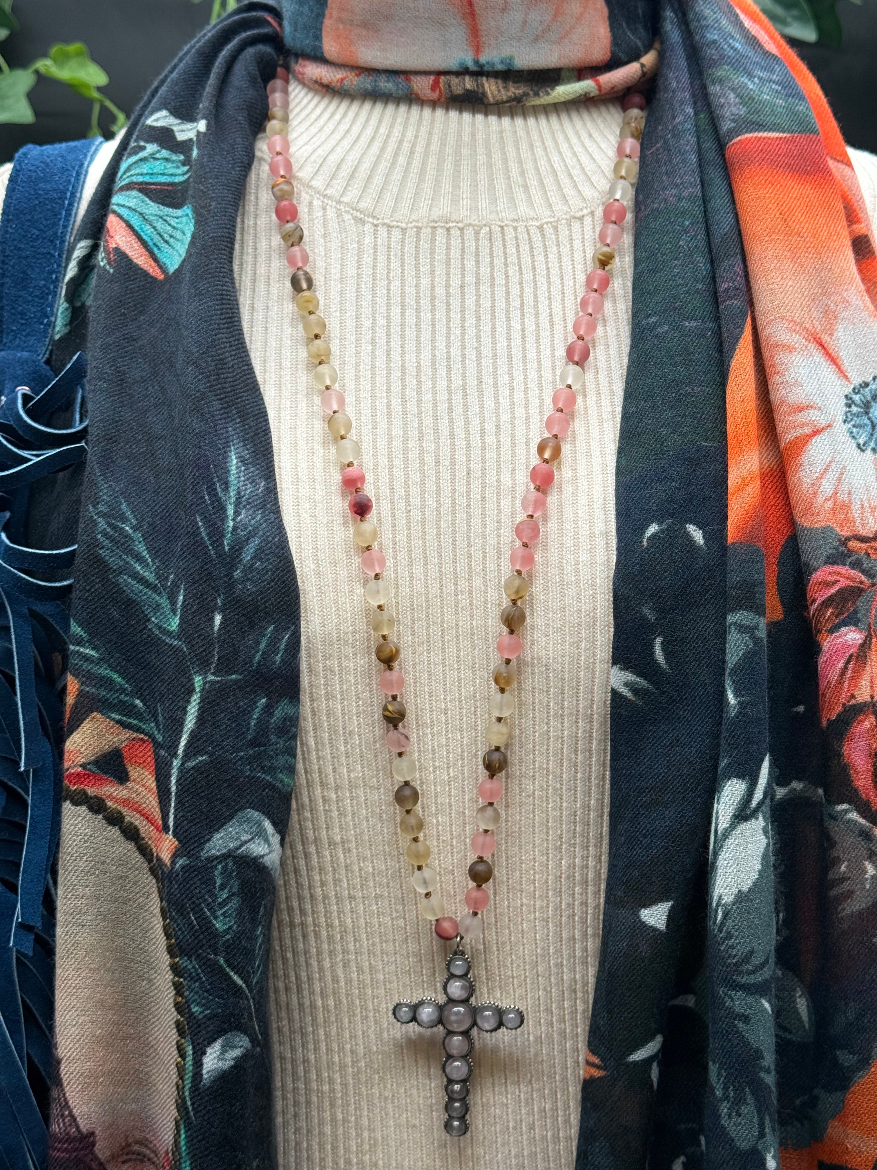 Sautoir Croix Shabada