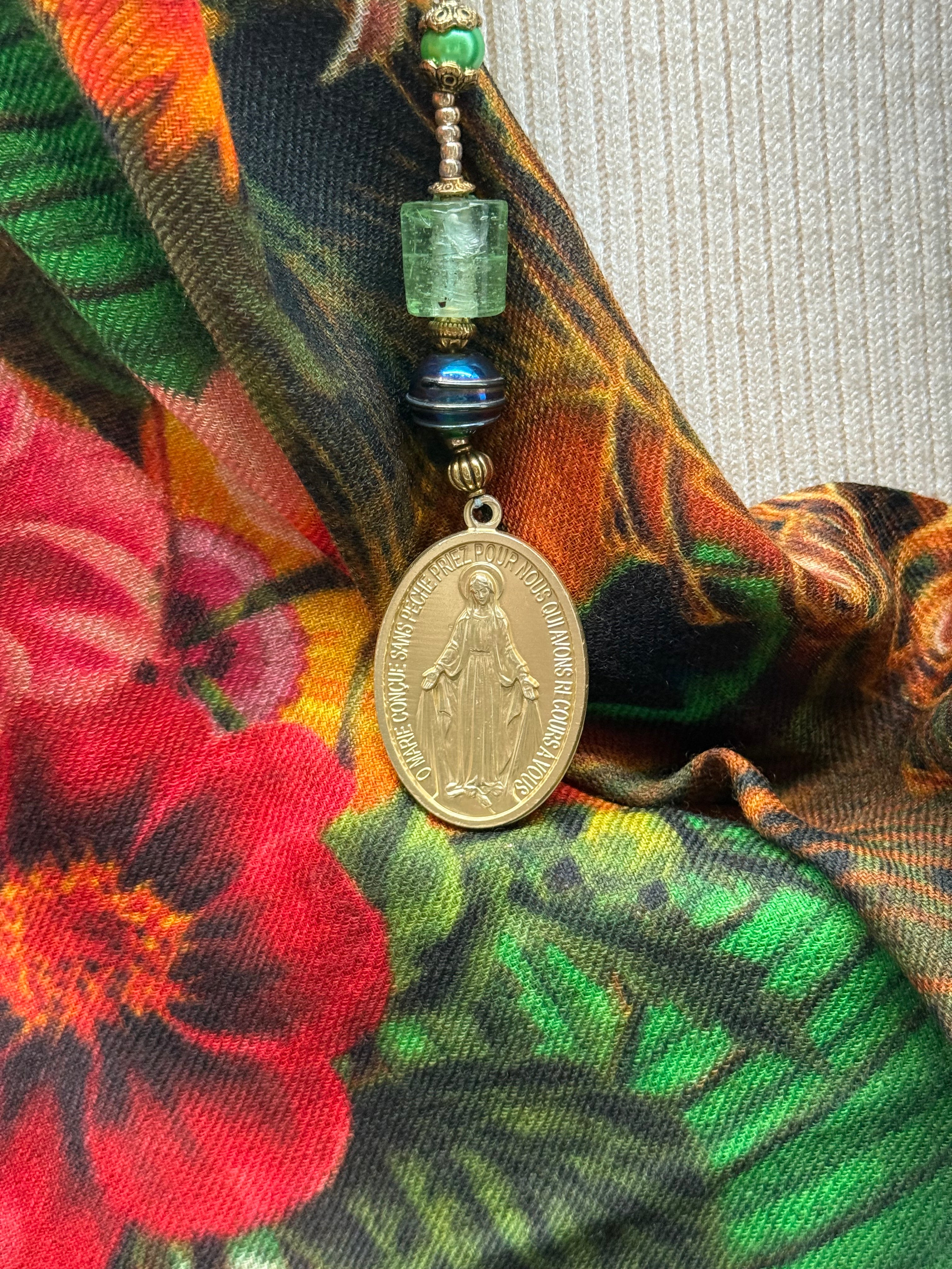 Sautoir T’as vu la Vierge!?