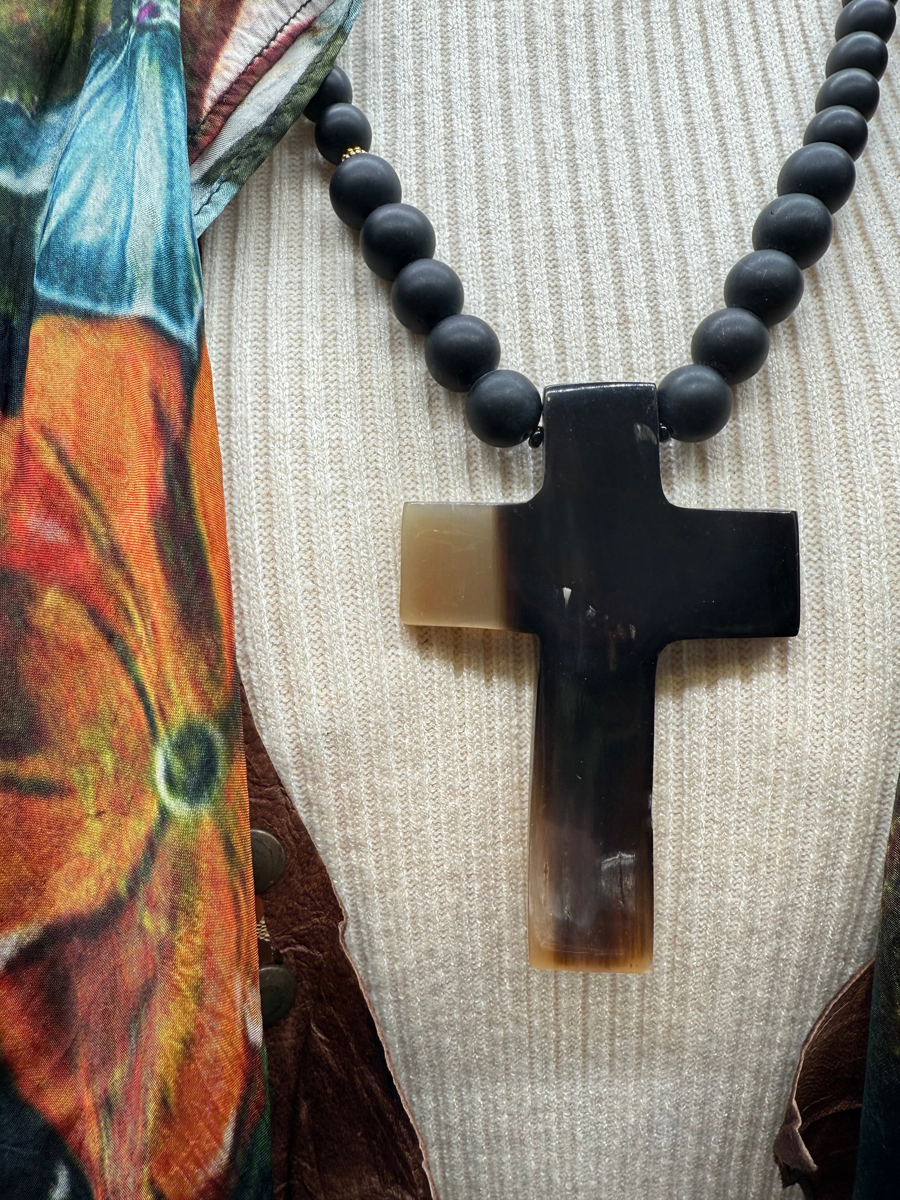 Sautoir Croix Sig de Tana